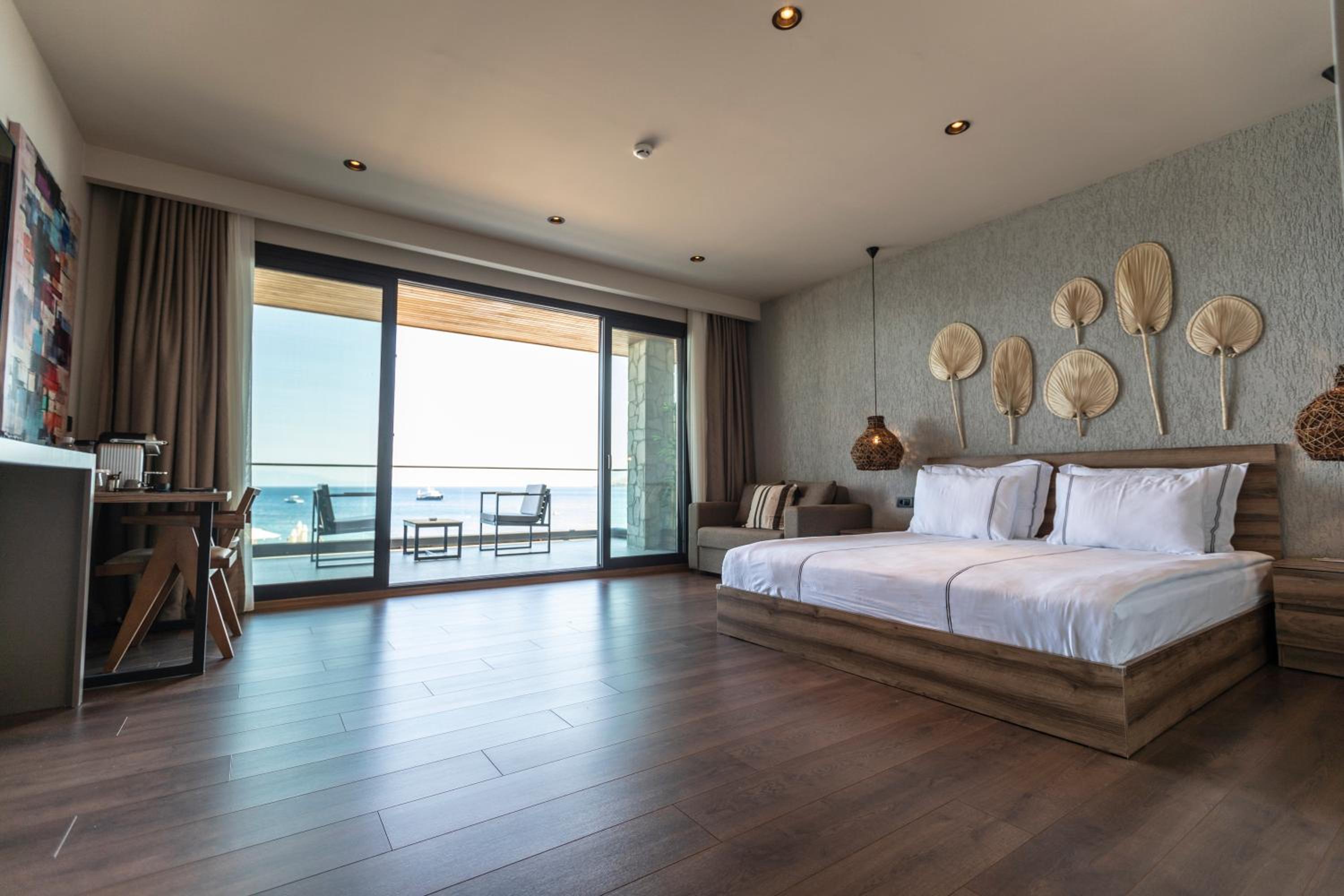 Suite with Sea View - Photo 1