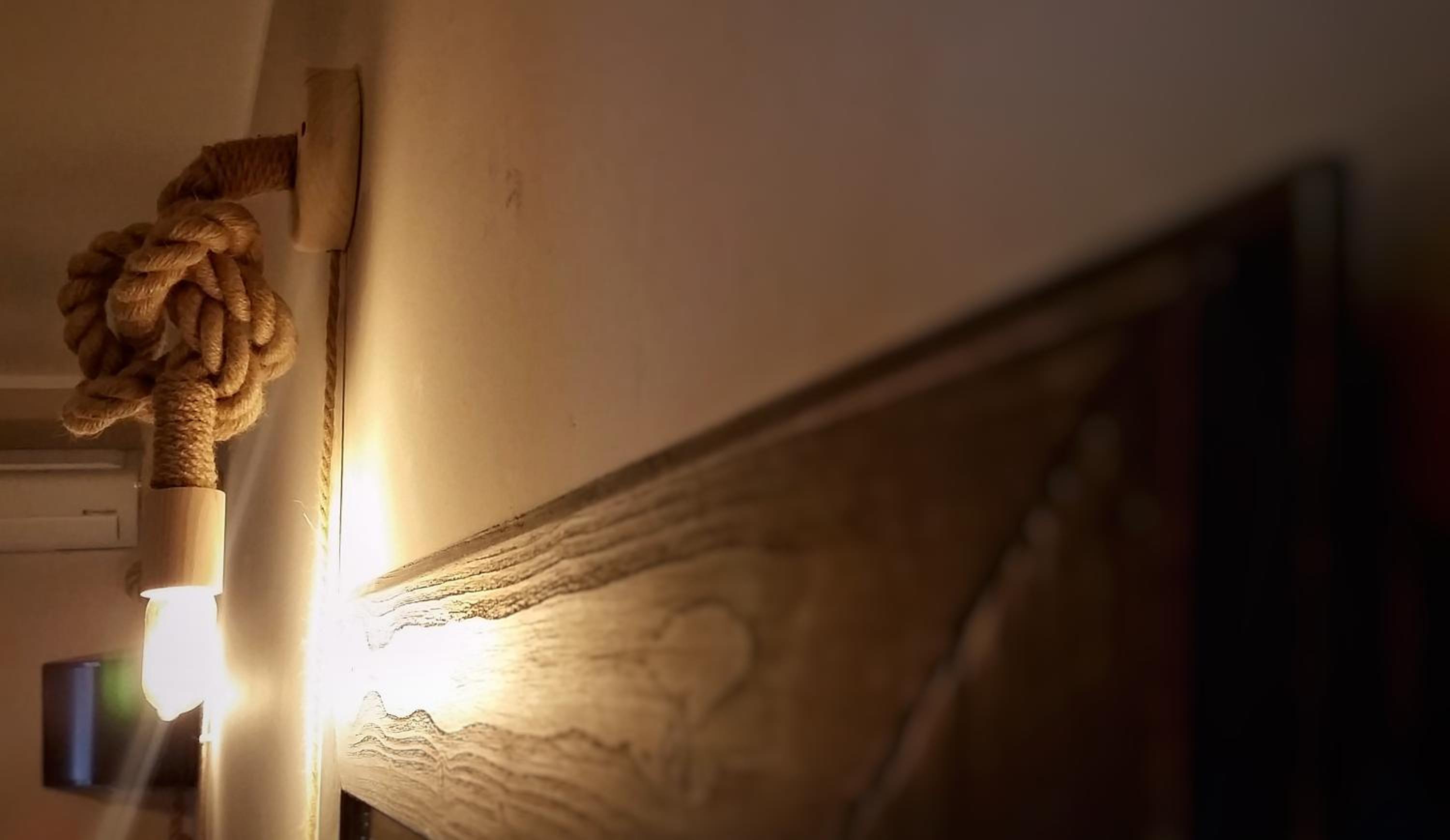 Double Room with Private Bathroom - Photo 10
