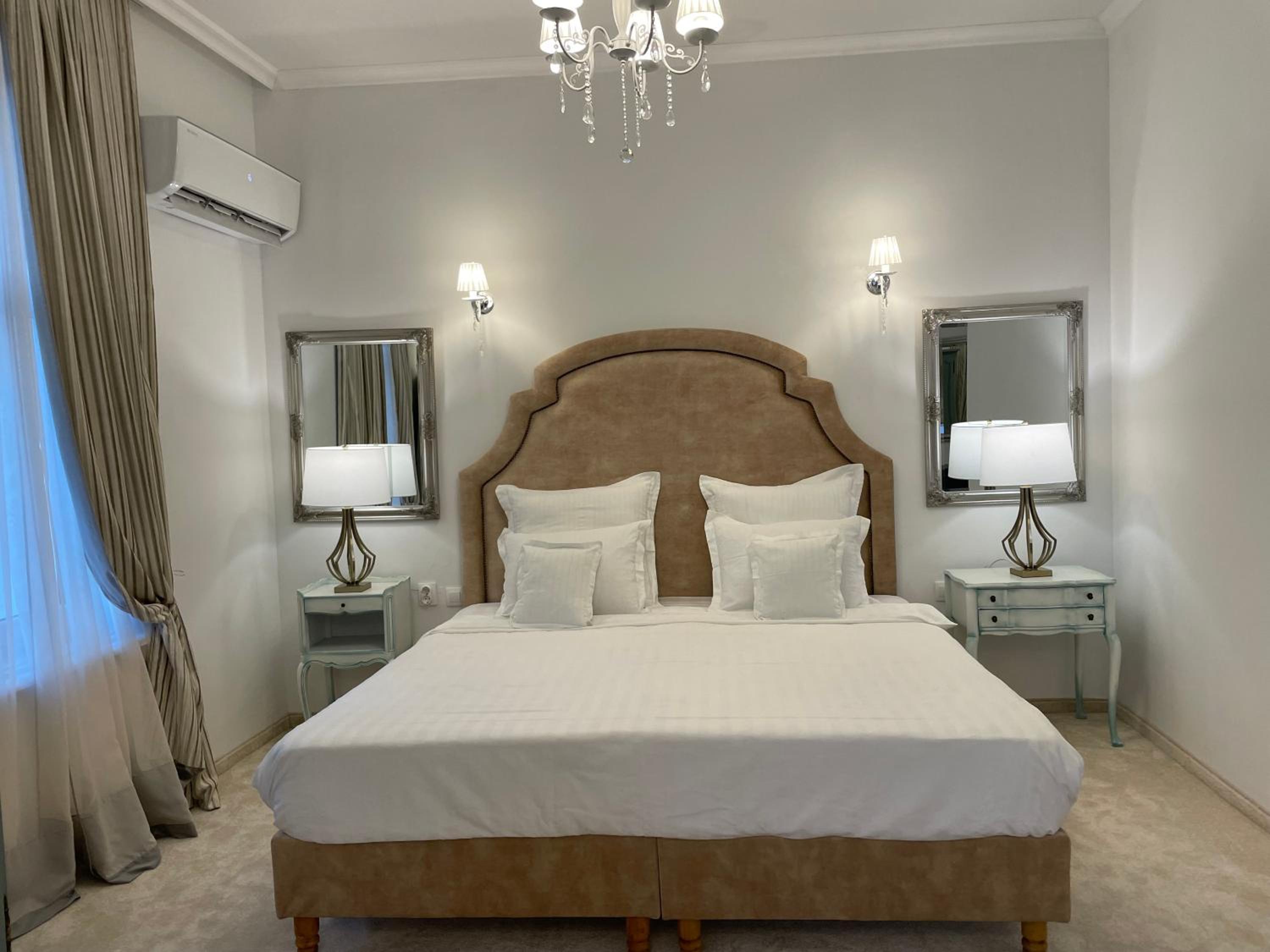 Deluxe Family Suite photo 3