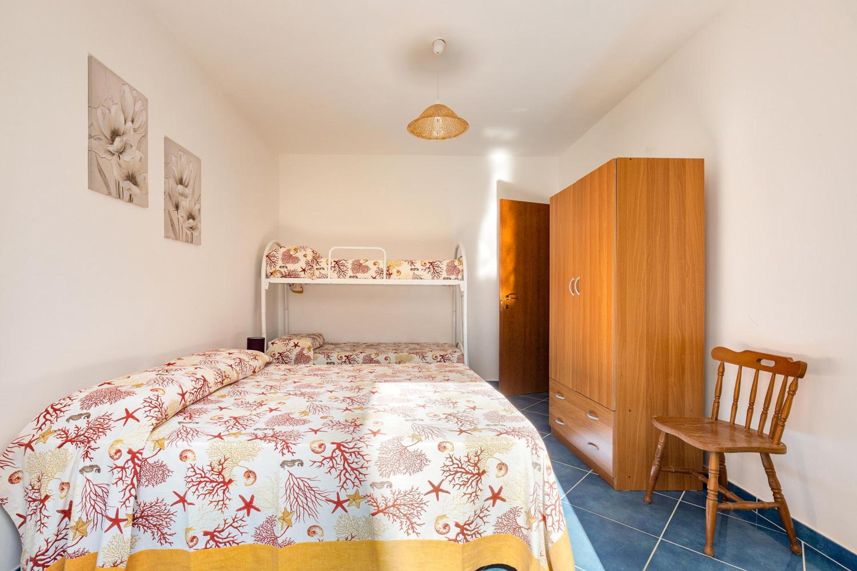Two-Bedroom House photo 2