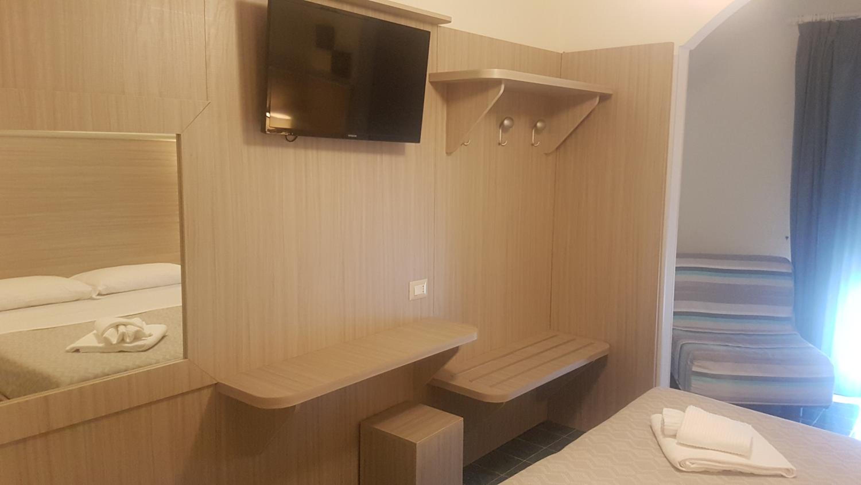 Double Room With Balcony And Sea View photo 1