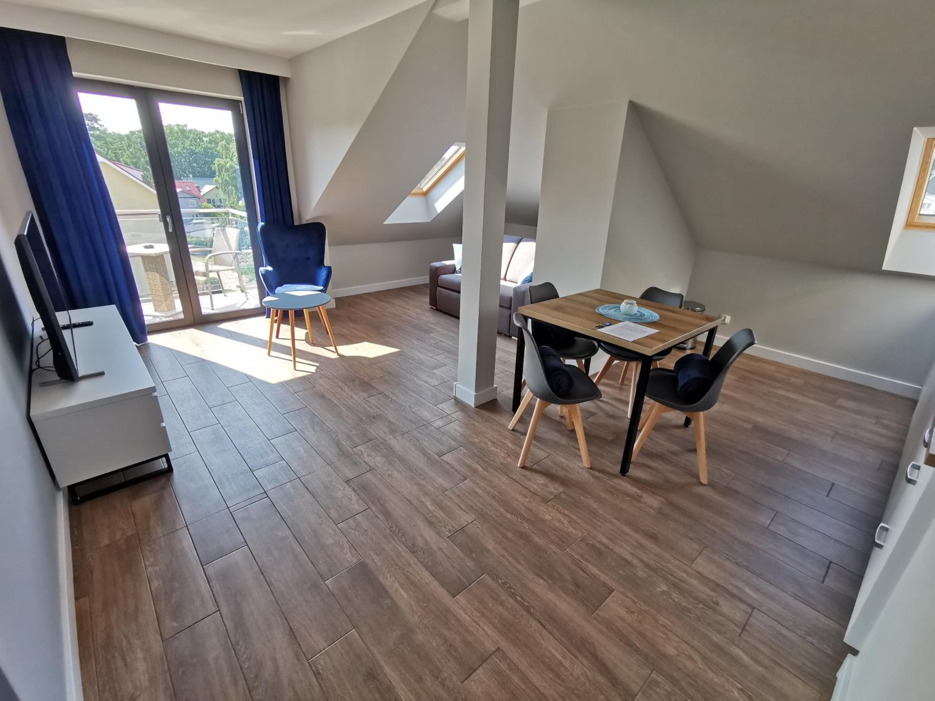 Studio Apartment photo 2