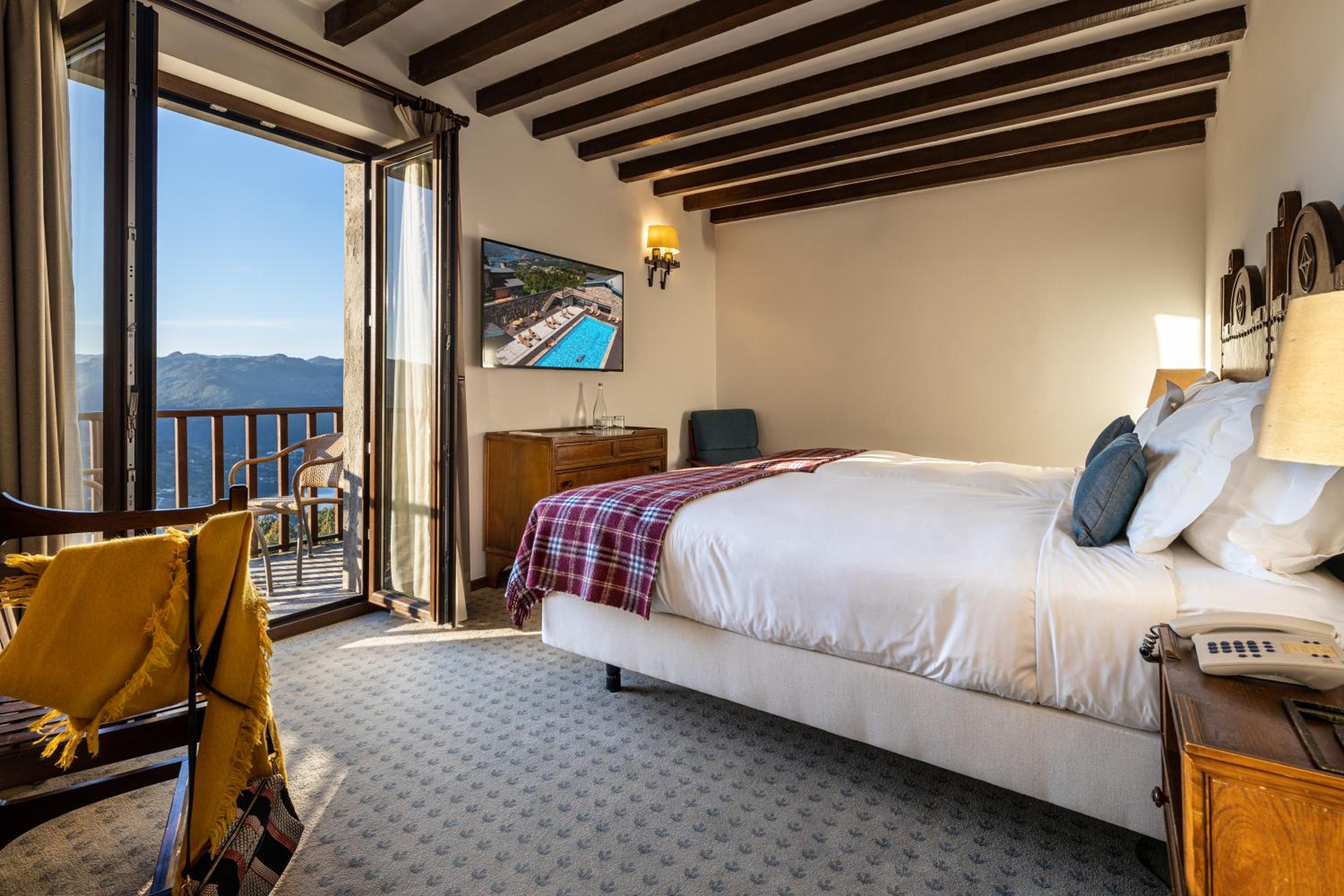 Superior Double or Twin Room with Balcony - Photo 7