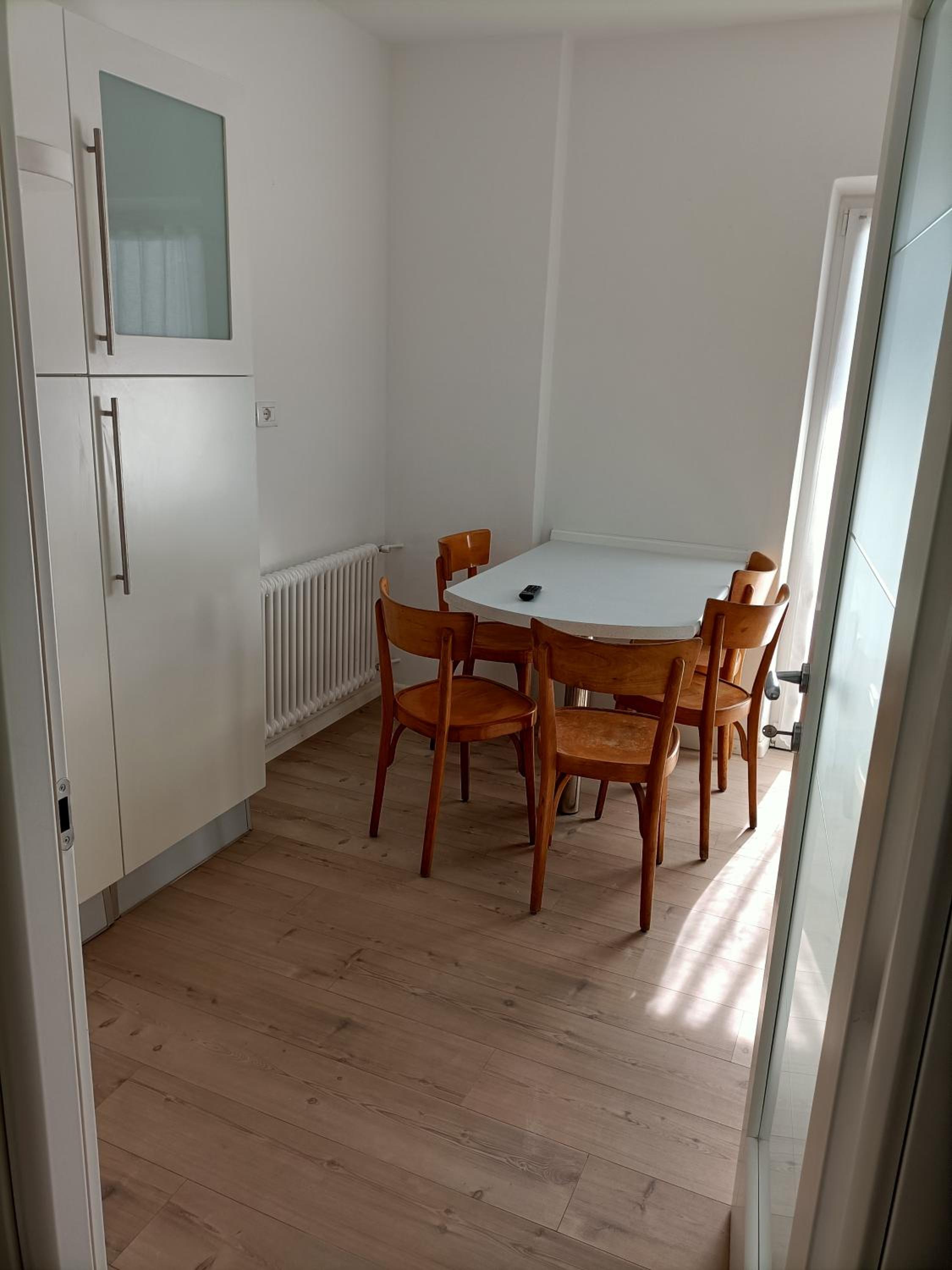 One-Bedroom Apartment photo 3