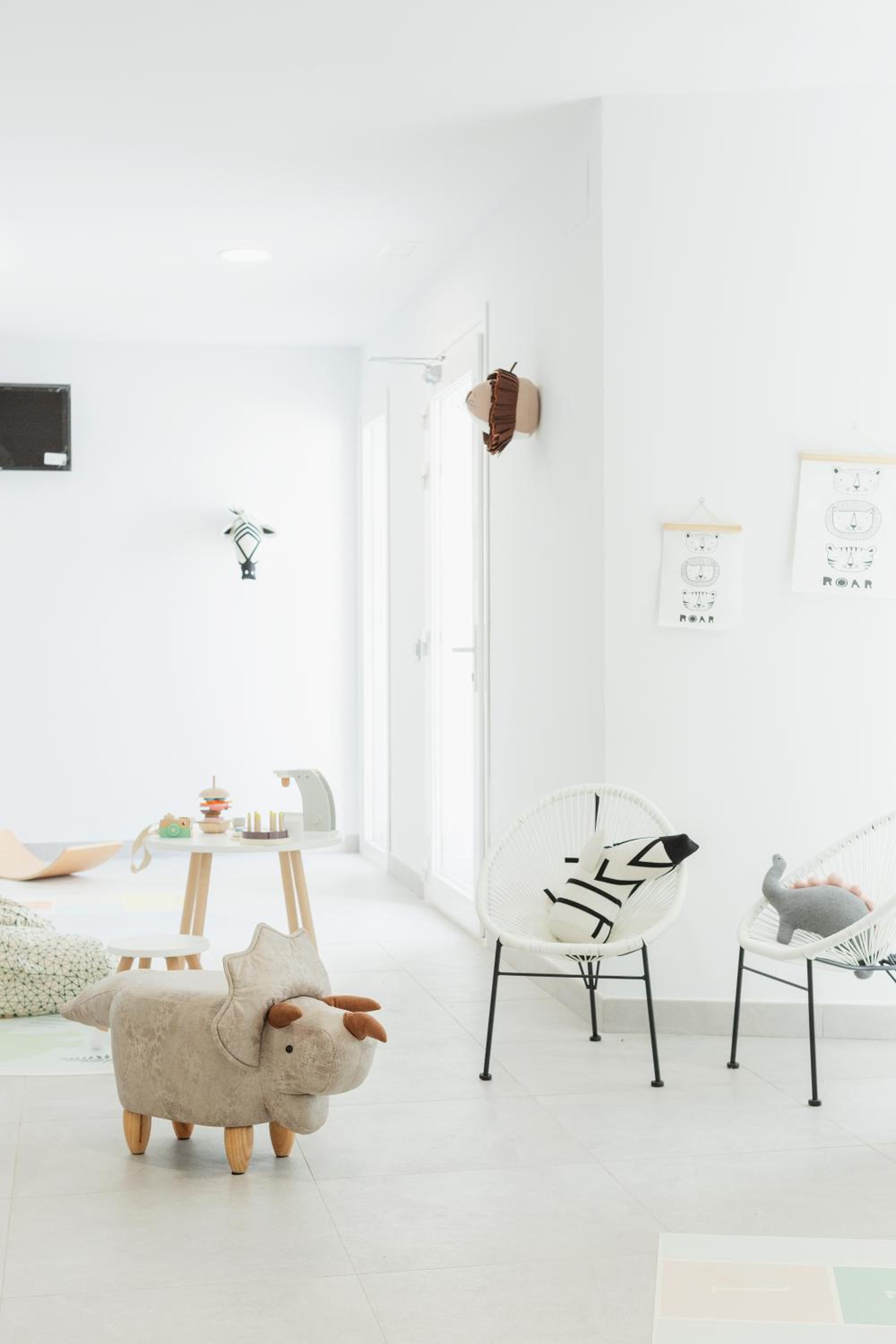 Two-Bedroom Apartment with Sea View - Photo 11