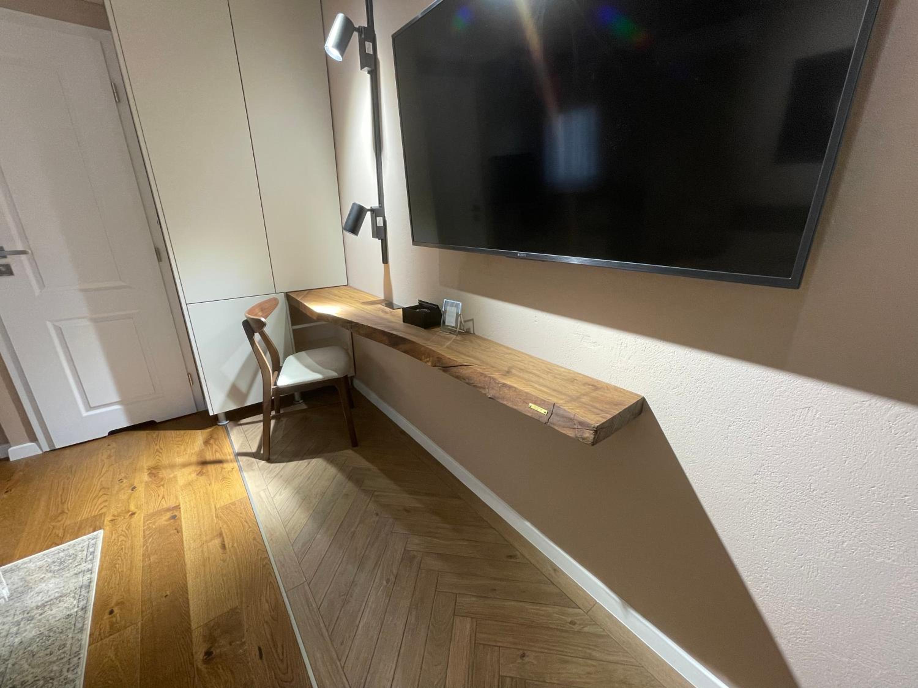 One-Bedroom Apartment - Photo 16