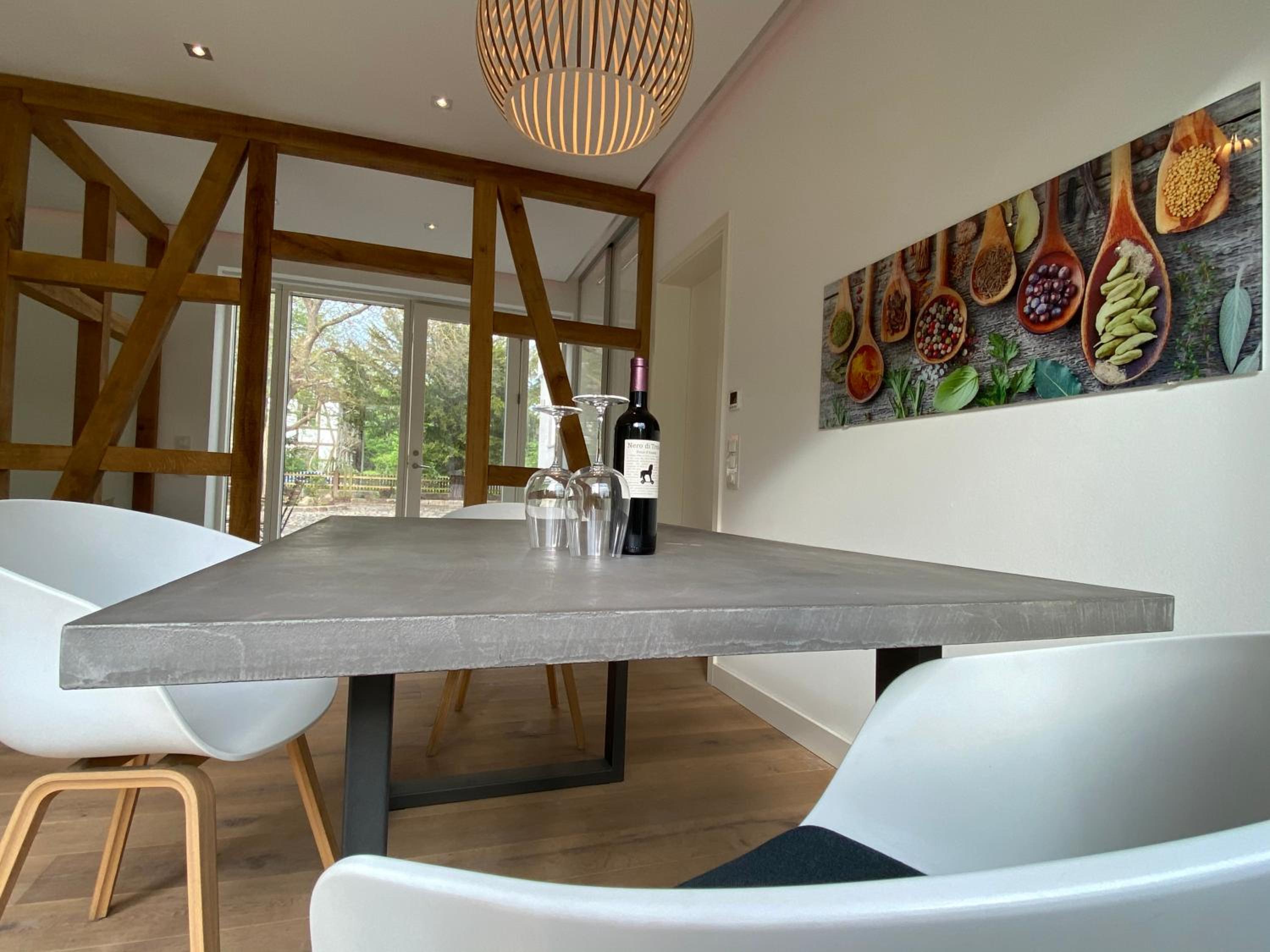 Two-Bedroom Apartment - Photo 6