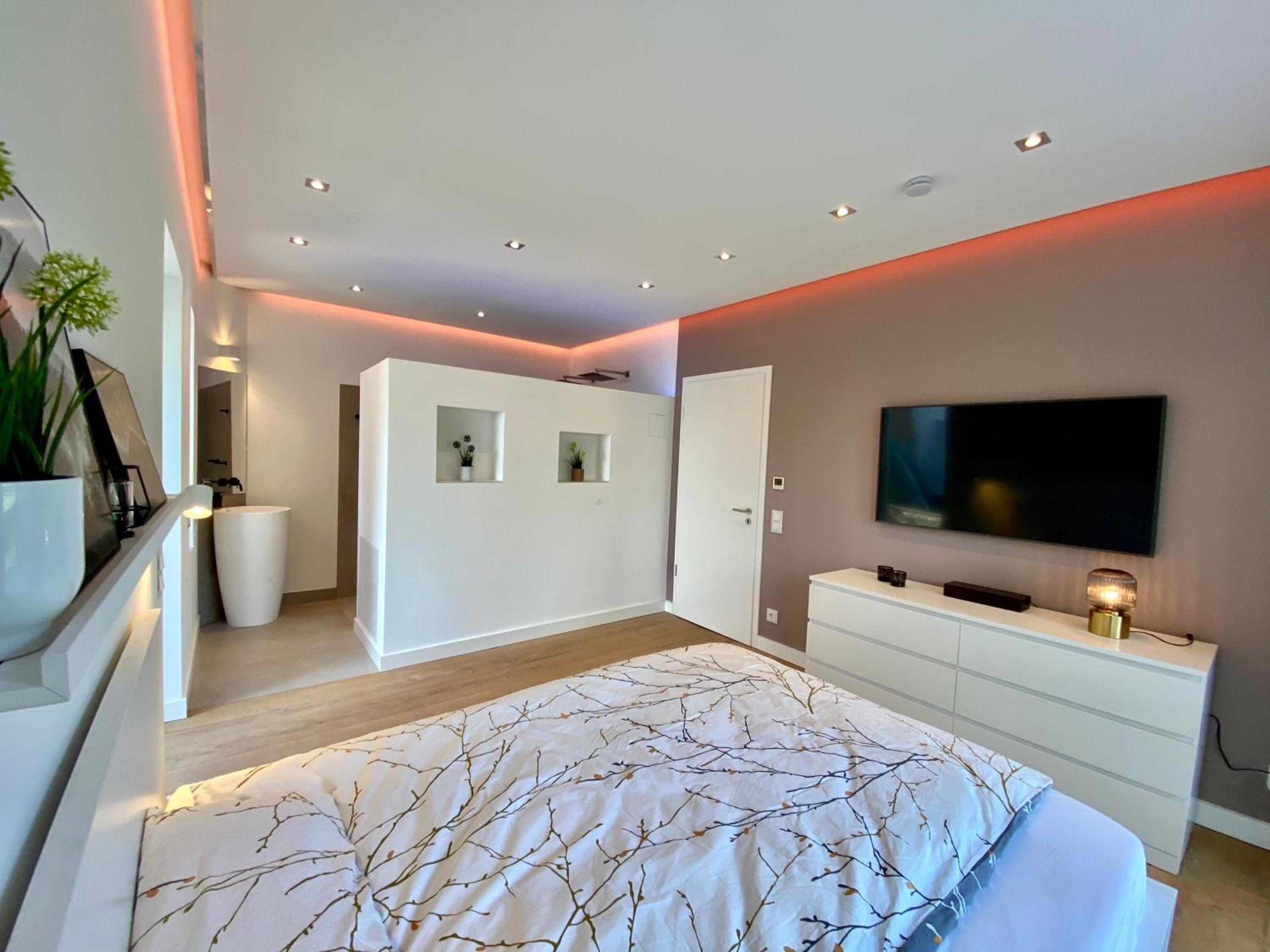 Two-Bedroom Apartment - Photo 4