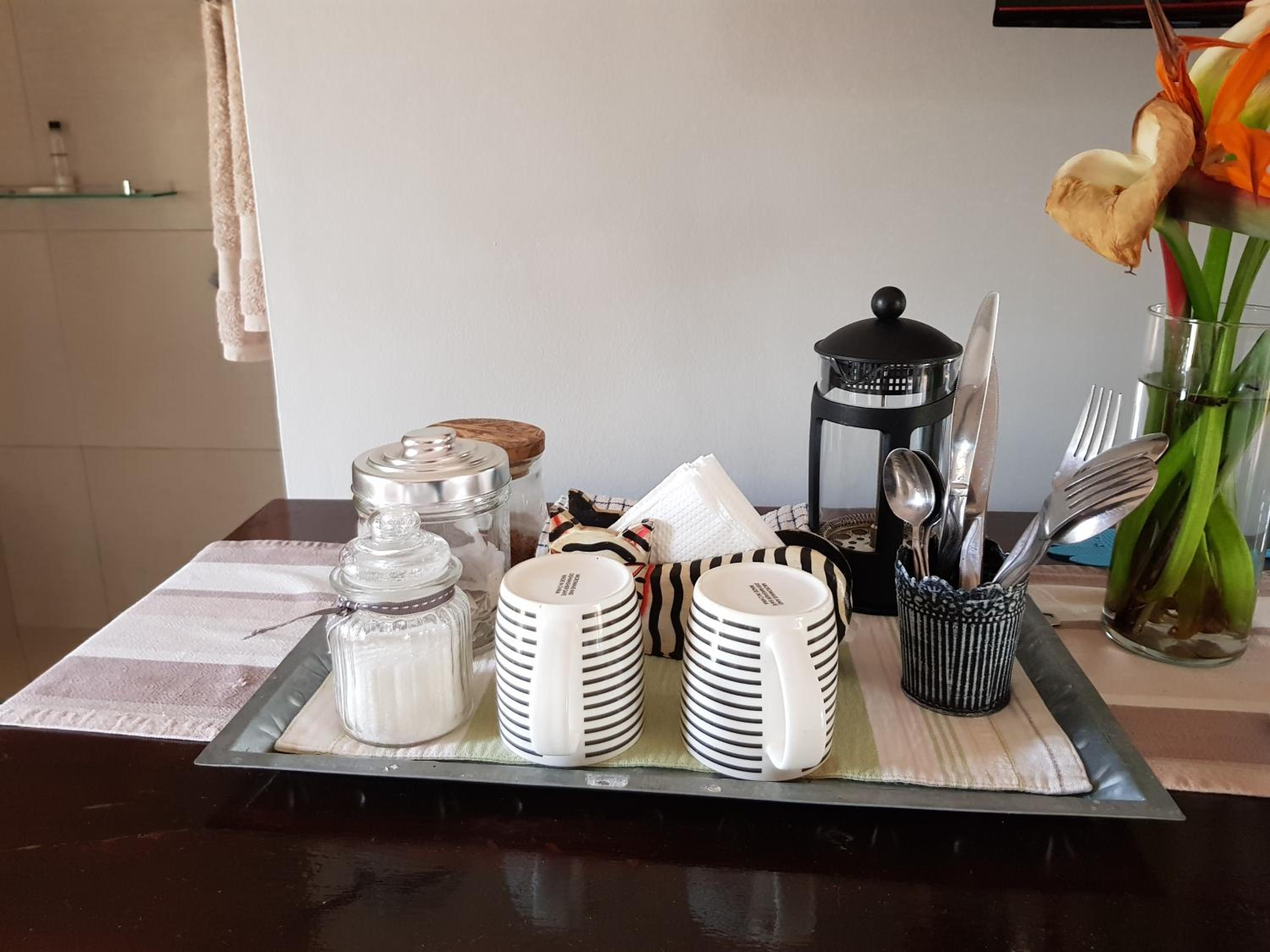 Standard Suite - Photo 9