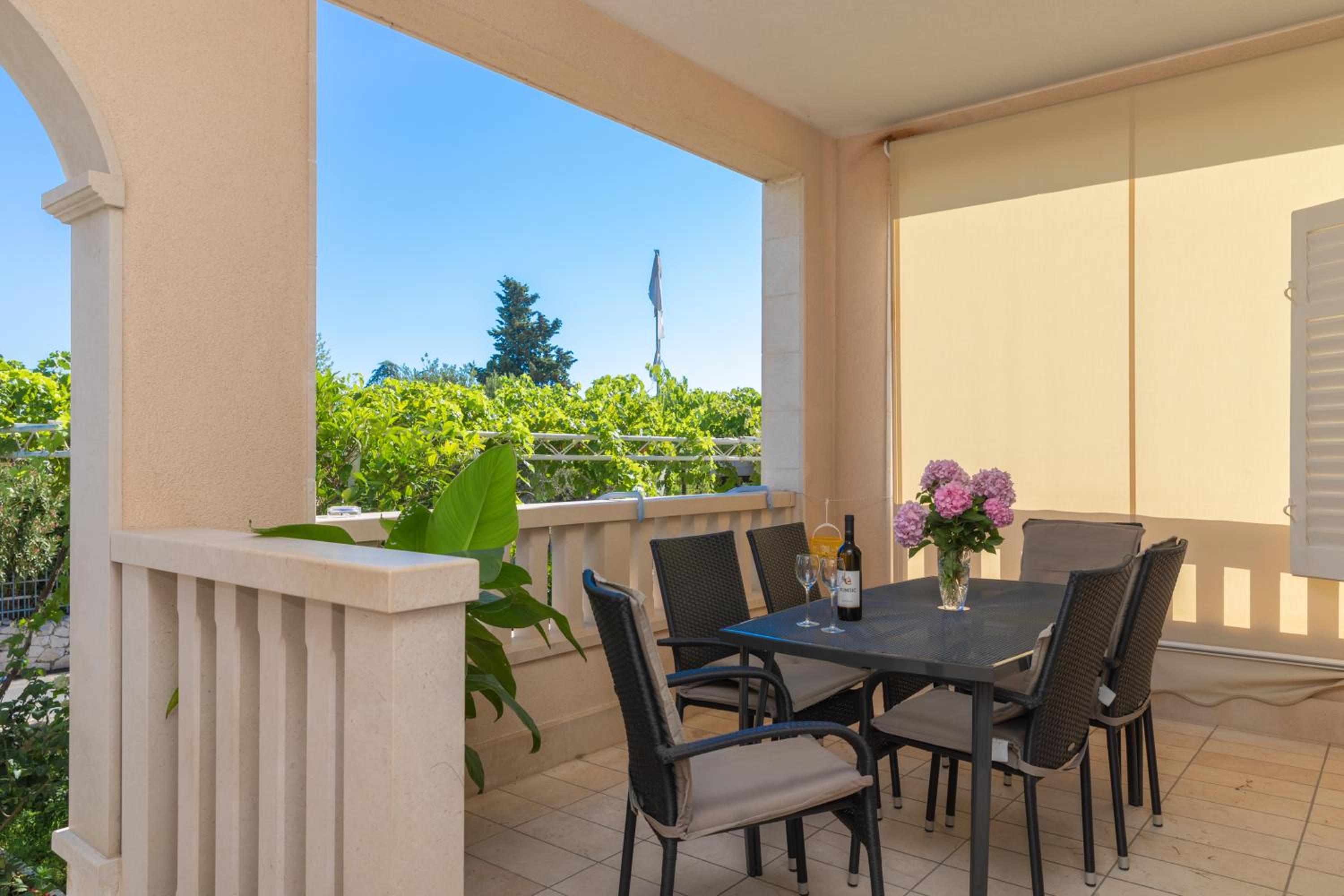 Two-Bedroom Apartment with Terrace photo 2
