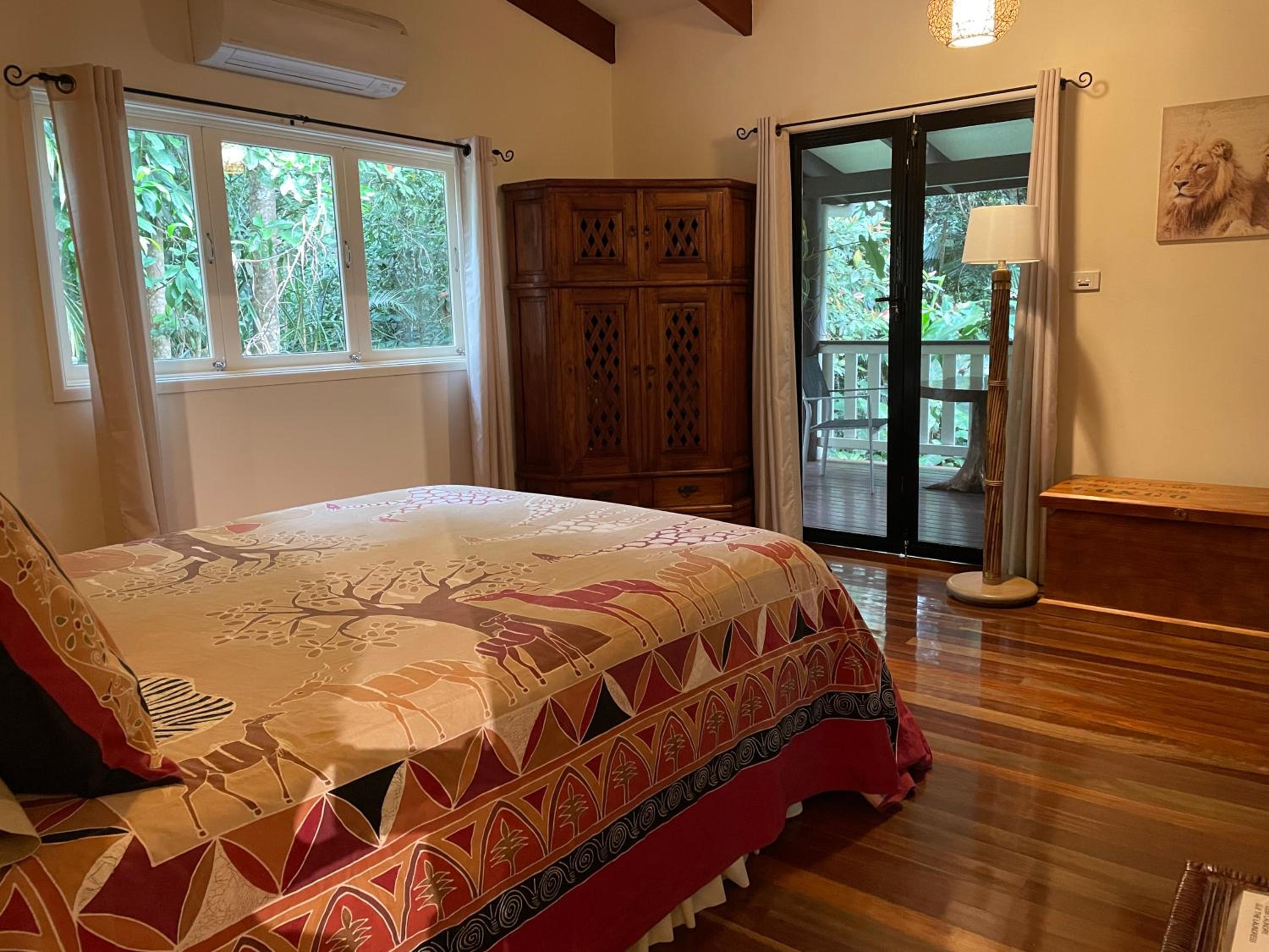 Deluxe Queen Room - Zambian  photo 2