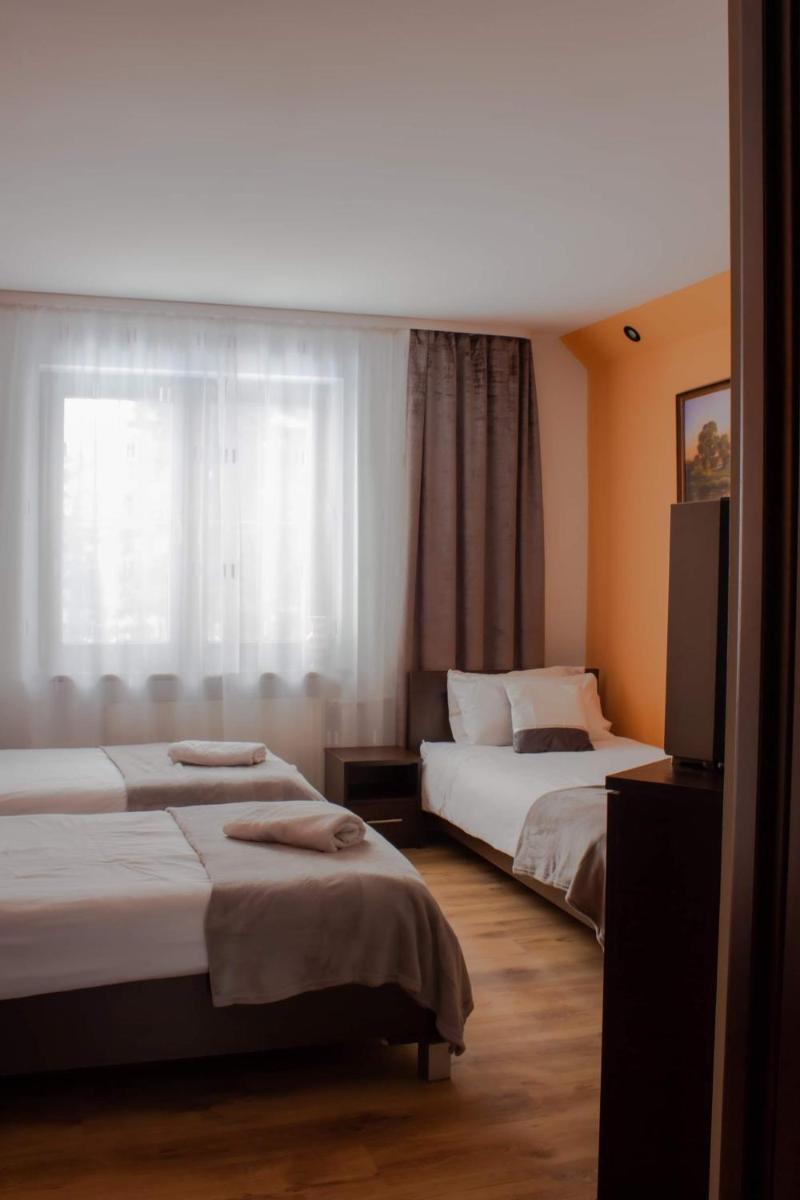Triple Room with Shared Bathroom photo 1