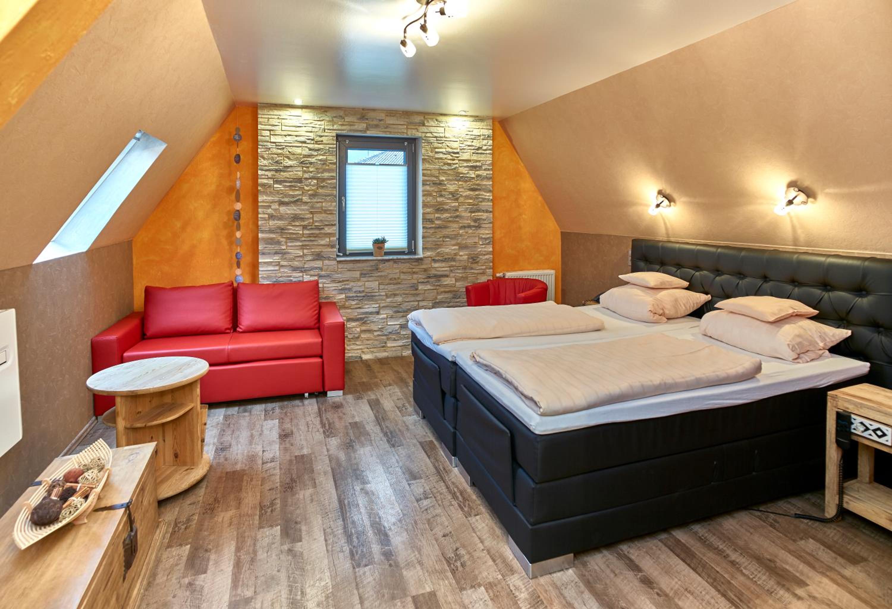 Double Room - Photo 7