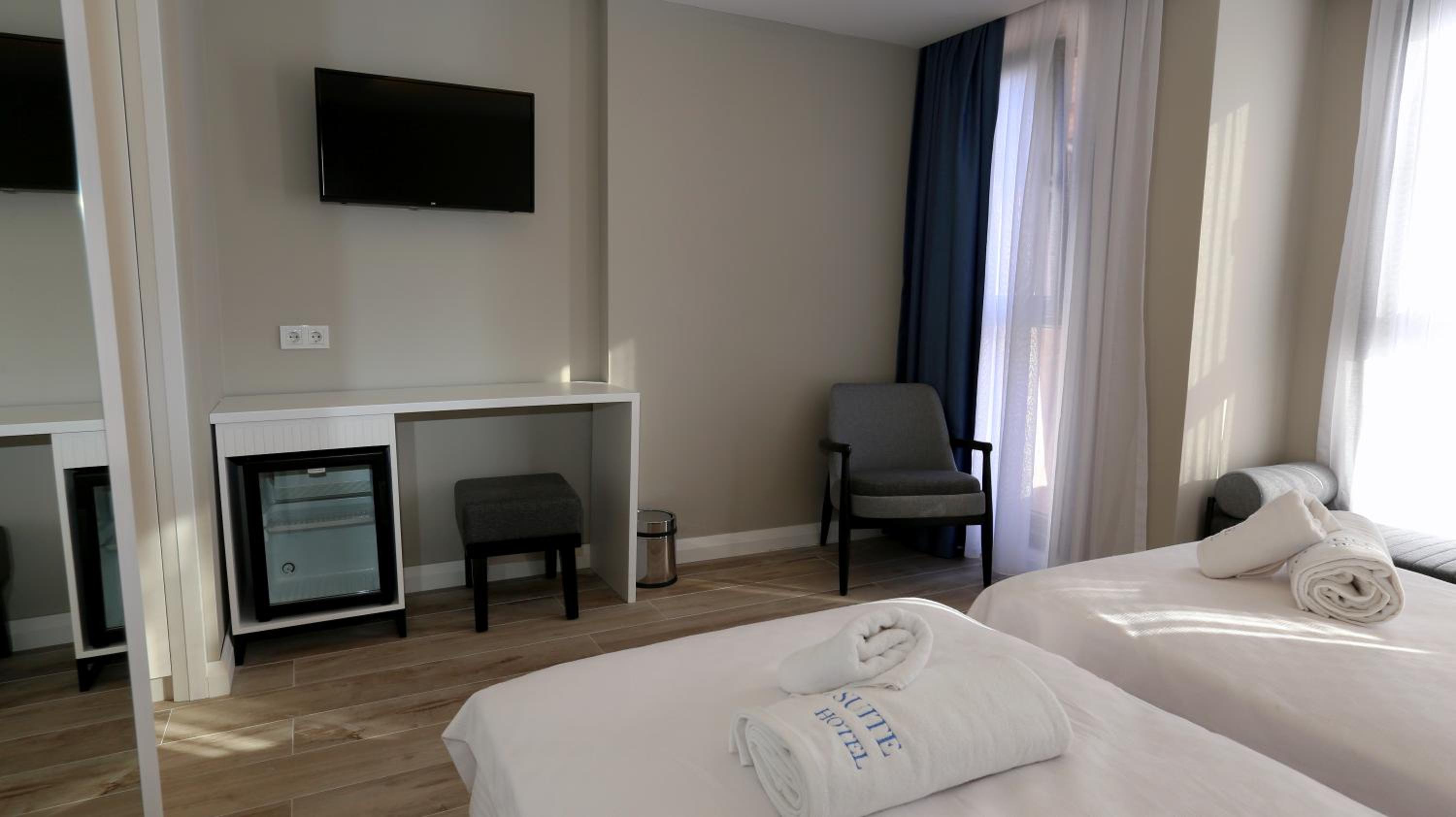 Standard Twin Room photo 2