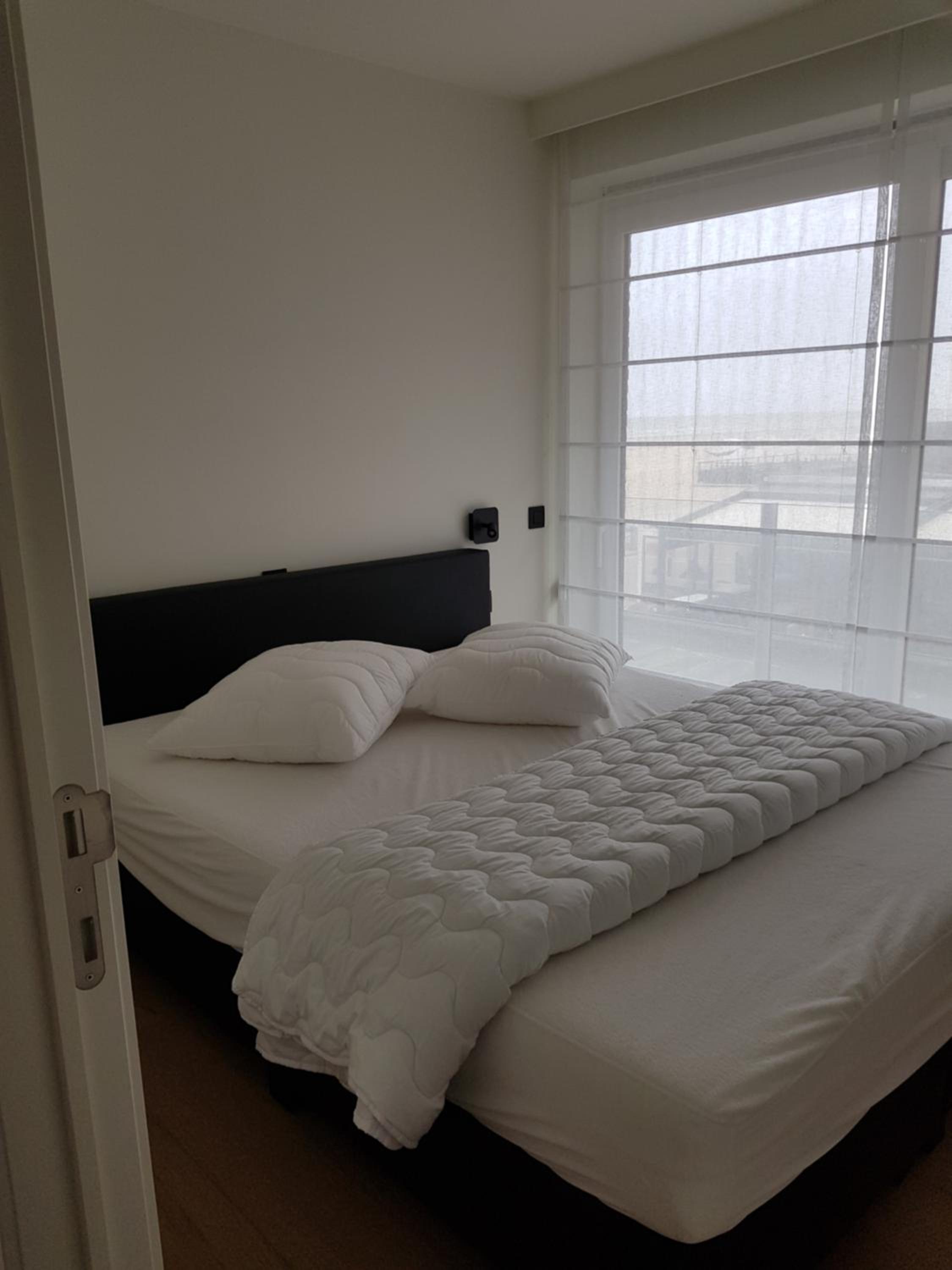 One-Bedroom Apartment - Photo 1