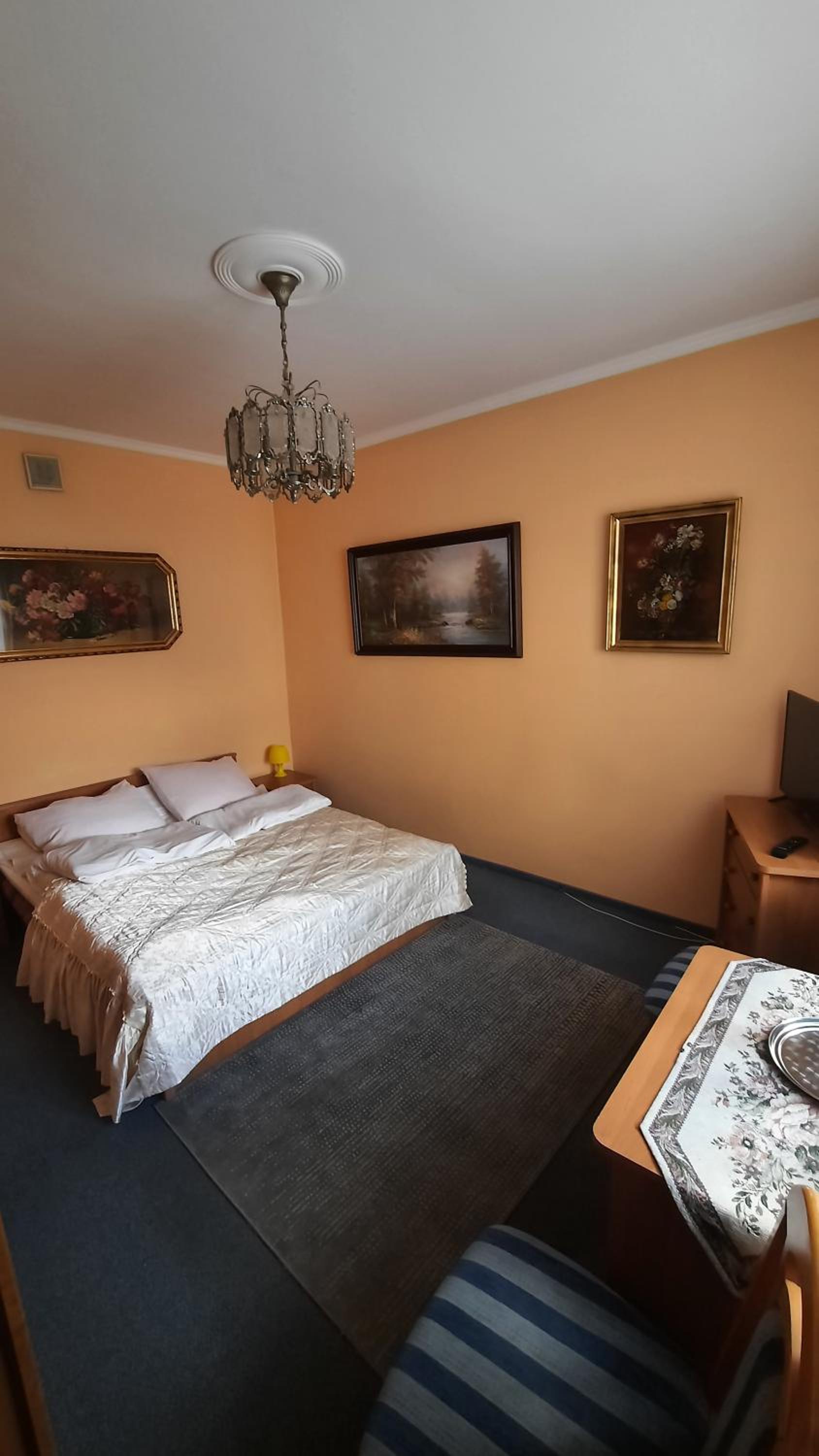 Standard Double Room - Photo 6
