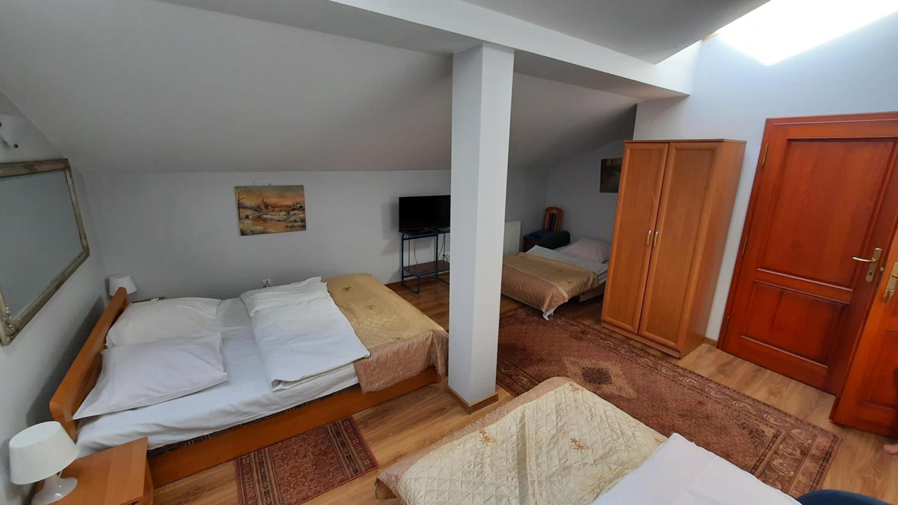 Standard Triple Room - Photo 2