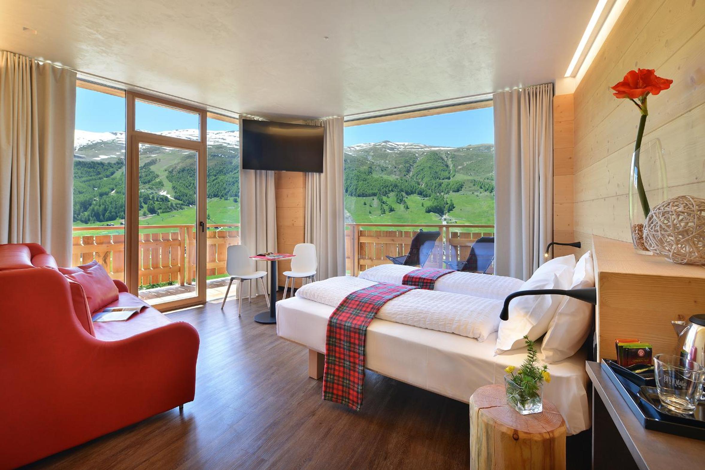Deluxe Junior Suite photo 3