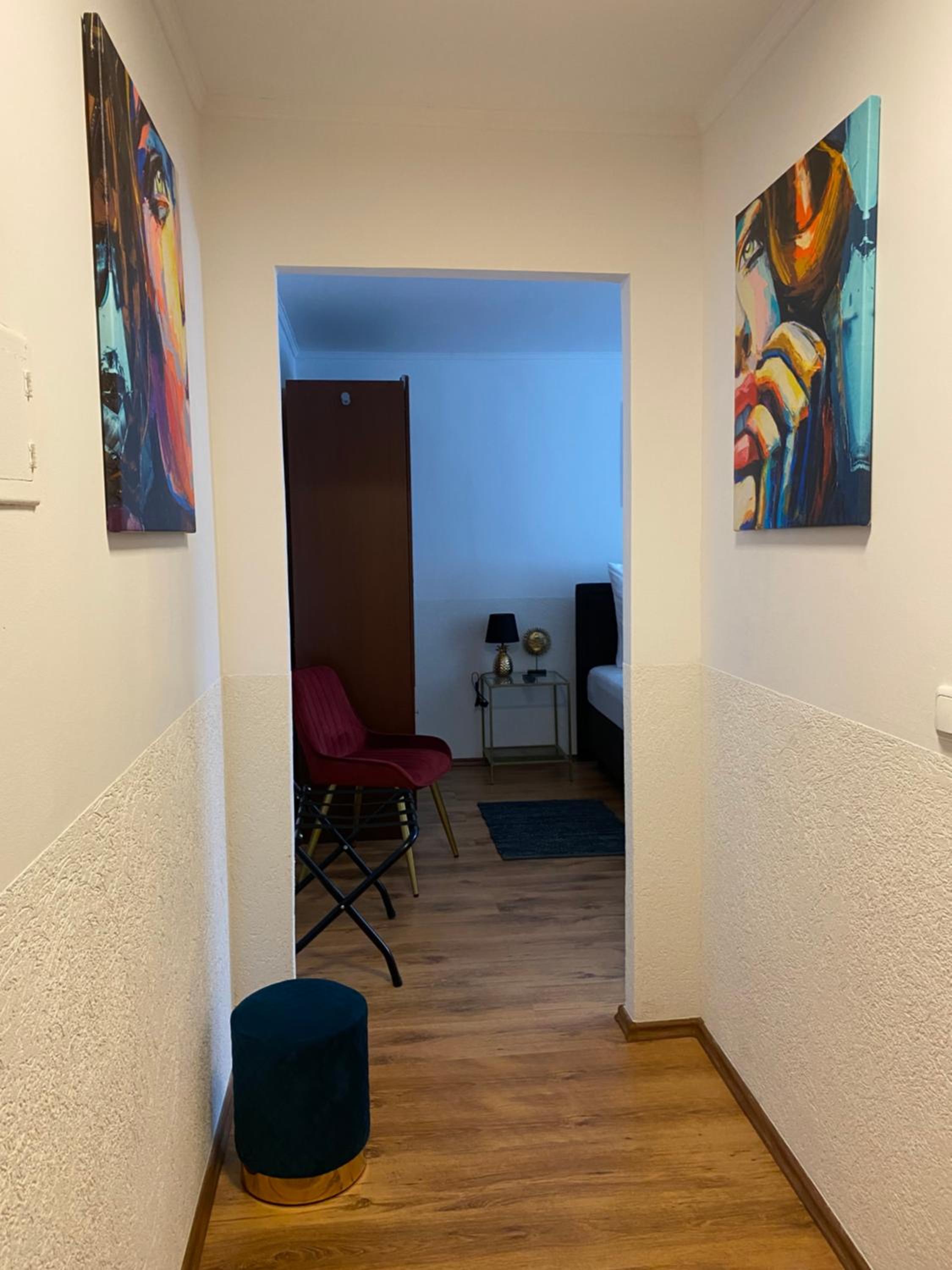 Studio Apartment - Photo 37
