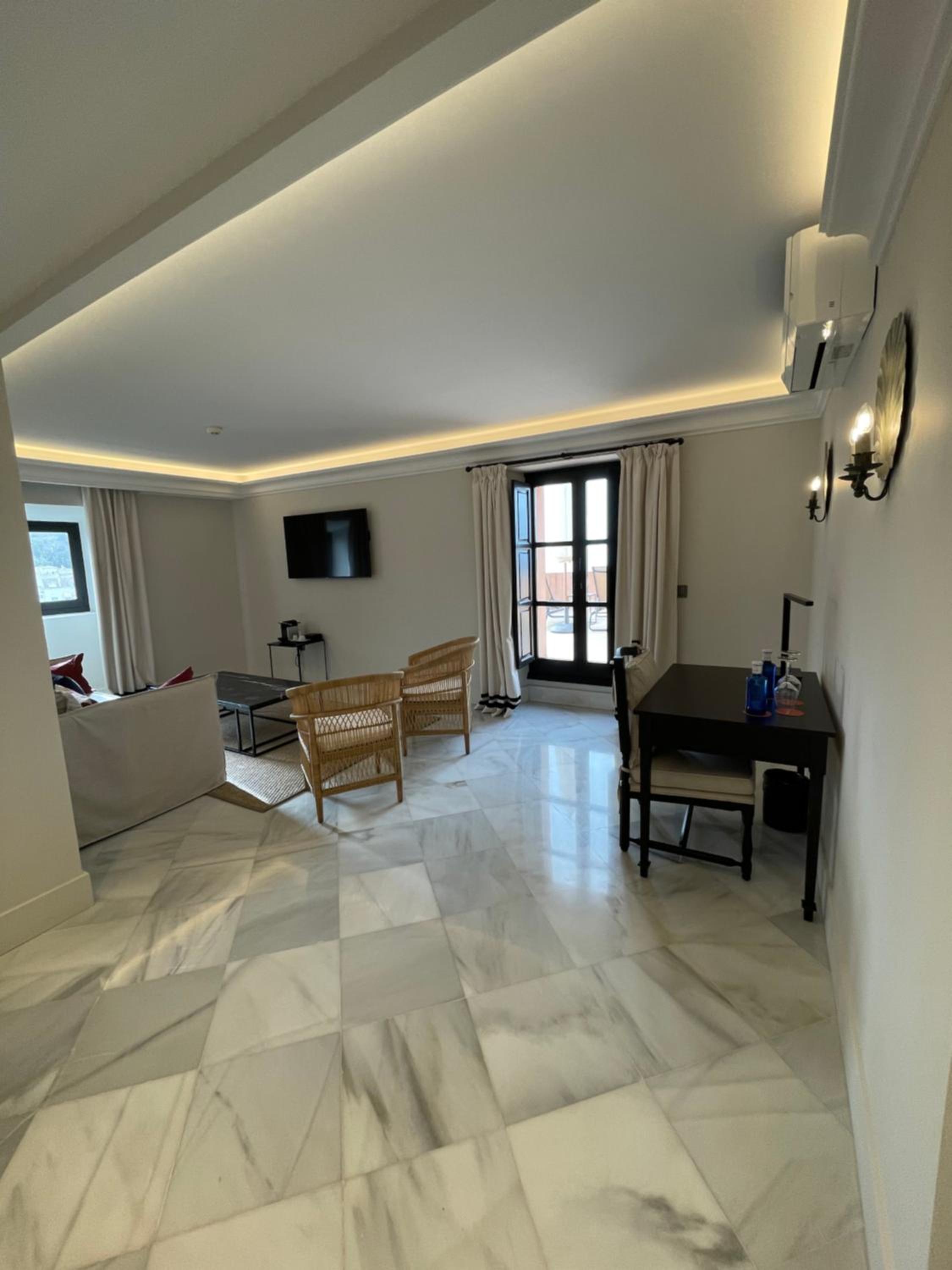Suite Junior con Terraza Suite Junior con Terraza