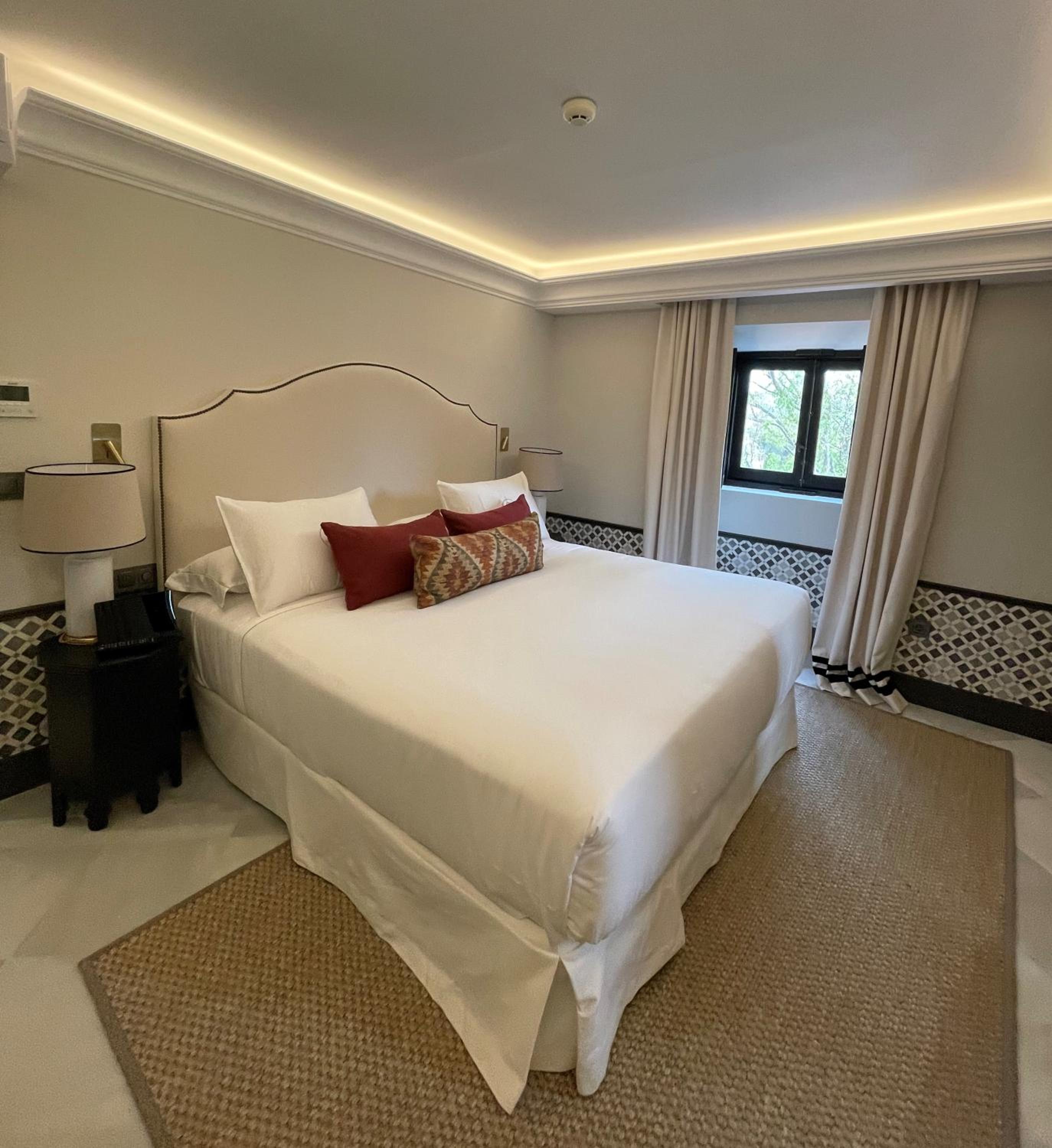 Suite Junior con Terraza at Soho Boutique Castillo de Santa Catalina – Adultos Recommended