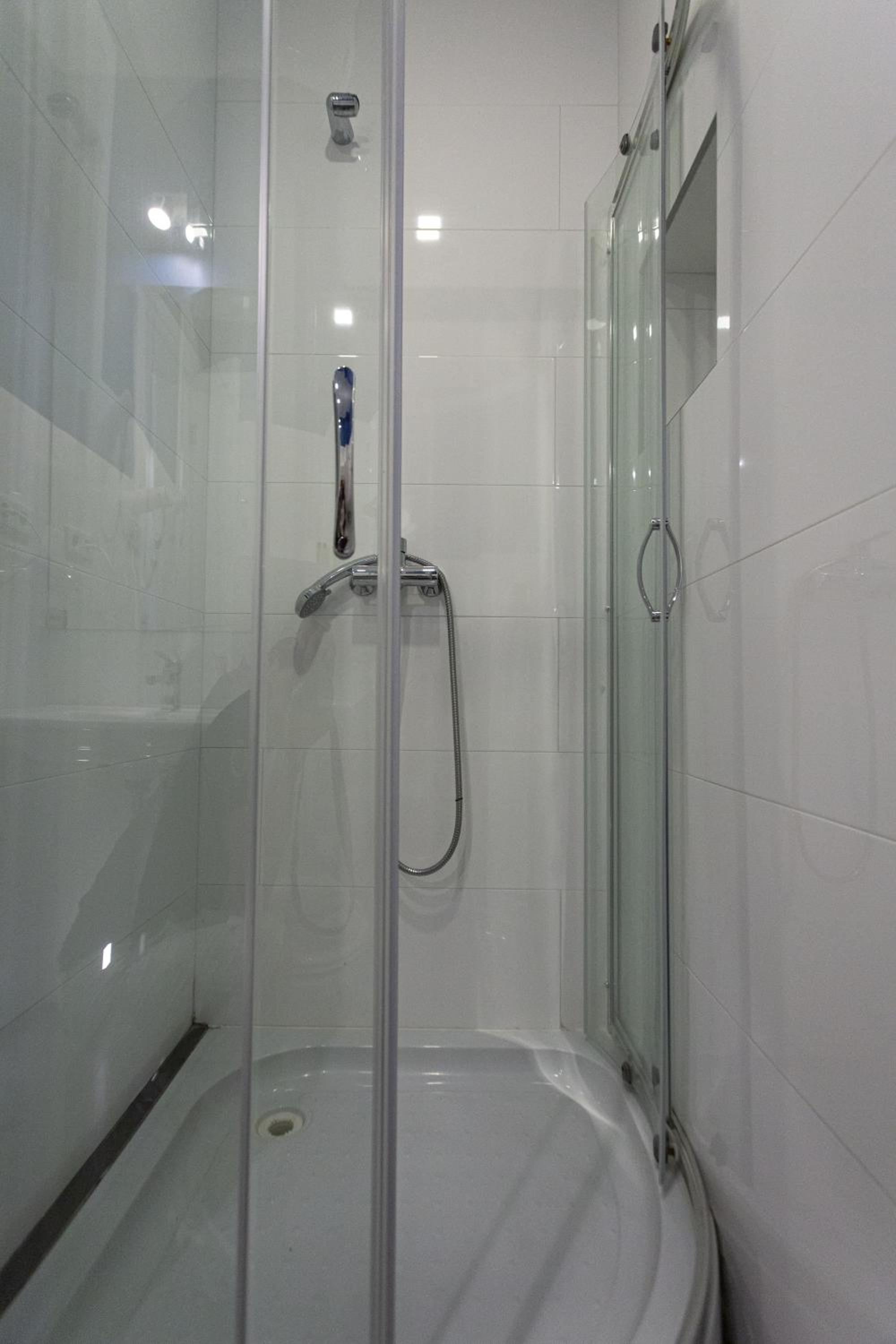 Deluxe Double or Twin Room - Photo 37