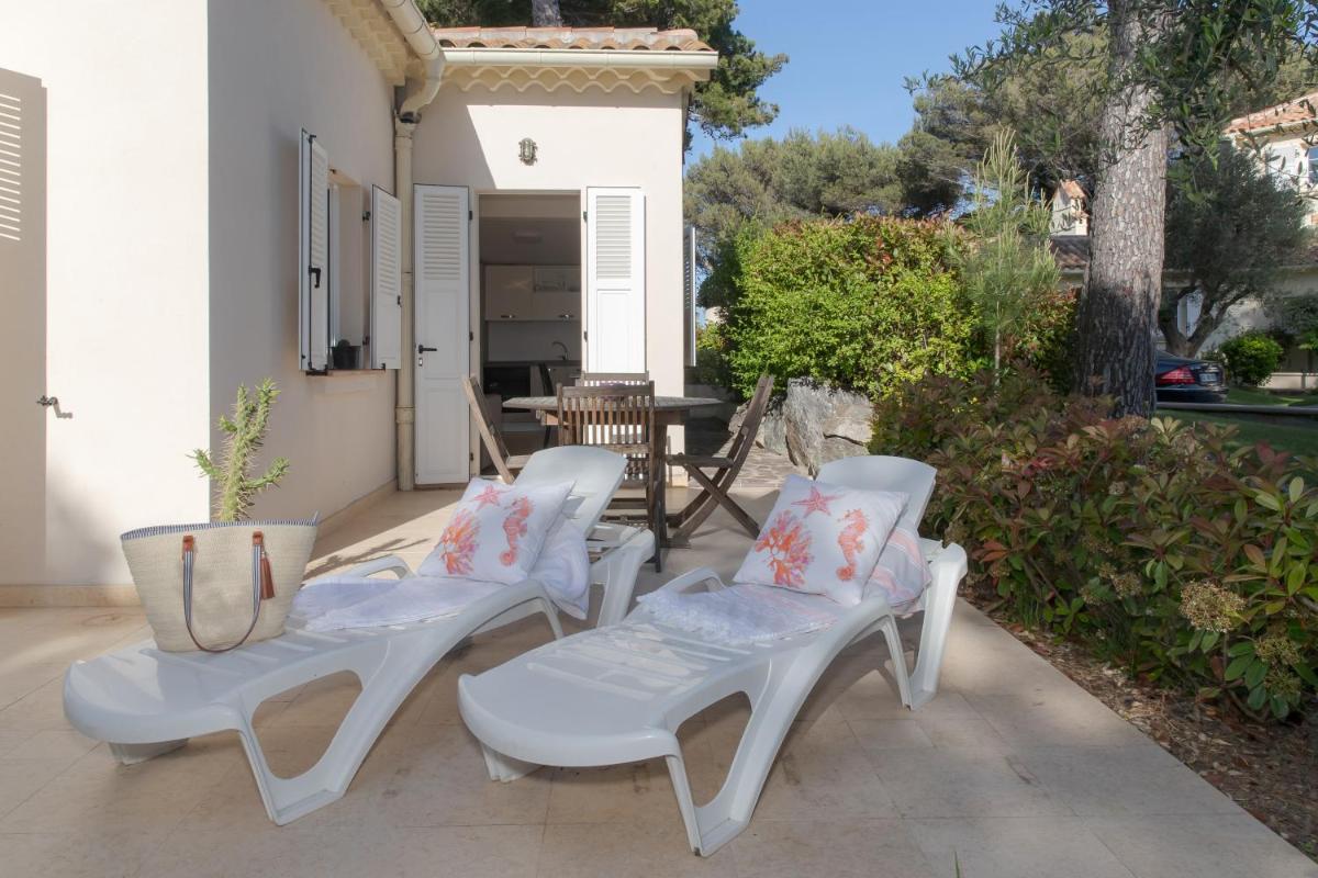 Villa with Sea View photo 3
