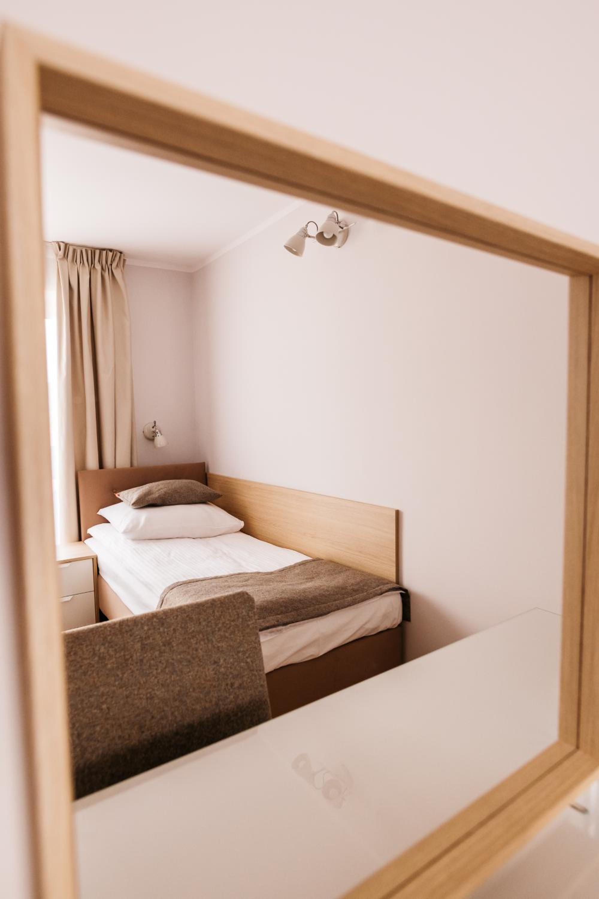 Double Room with Balcony - Photo 1