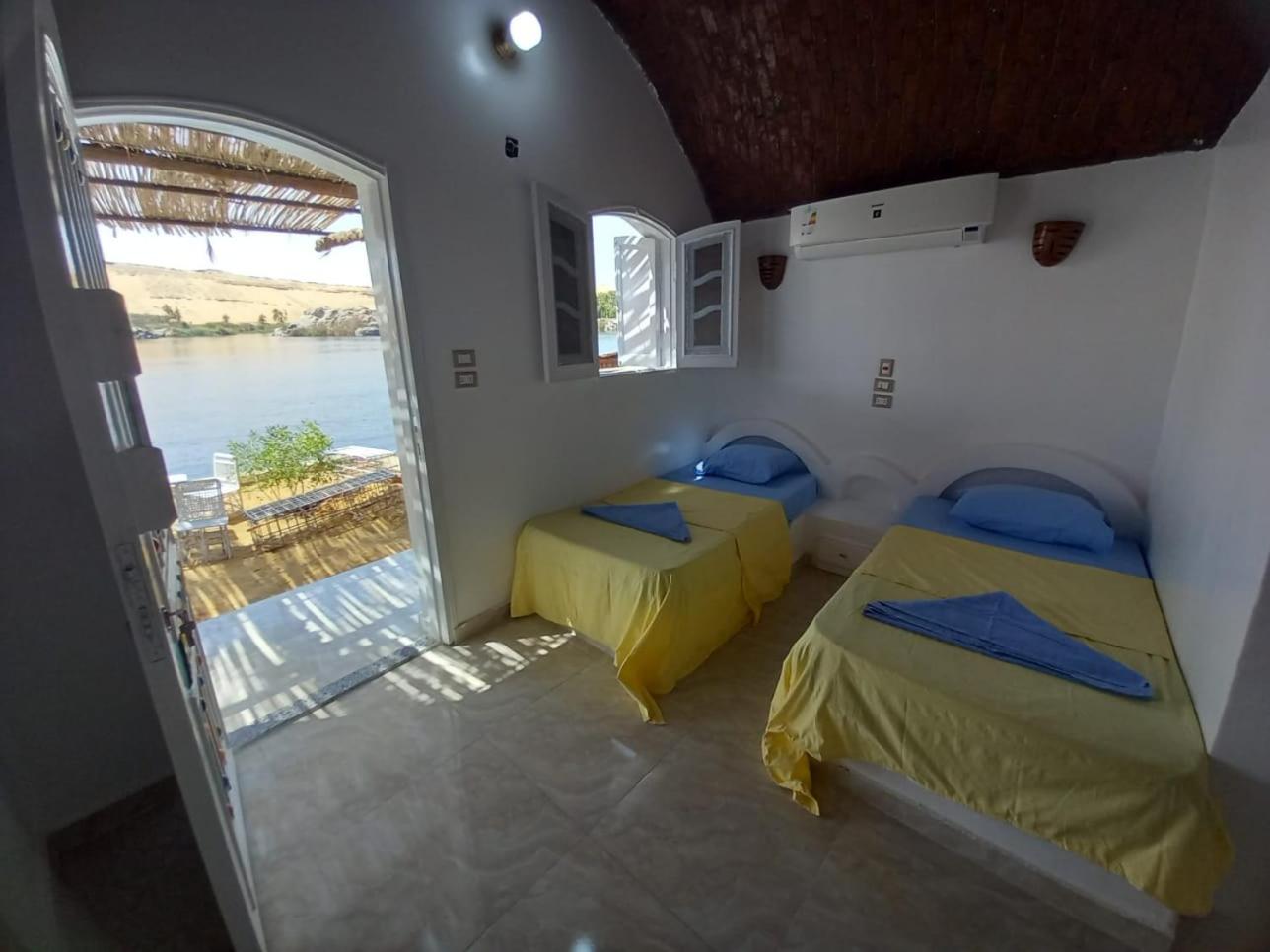 Double Room with Sea View - Photo 29