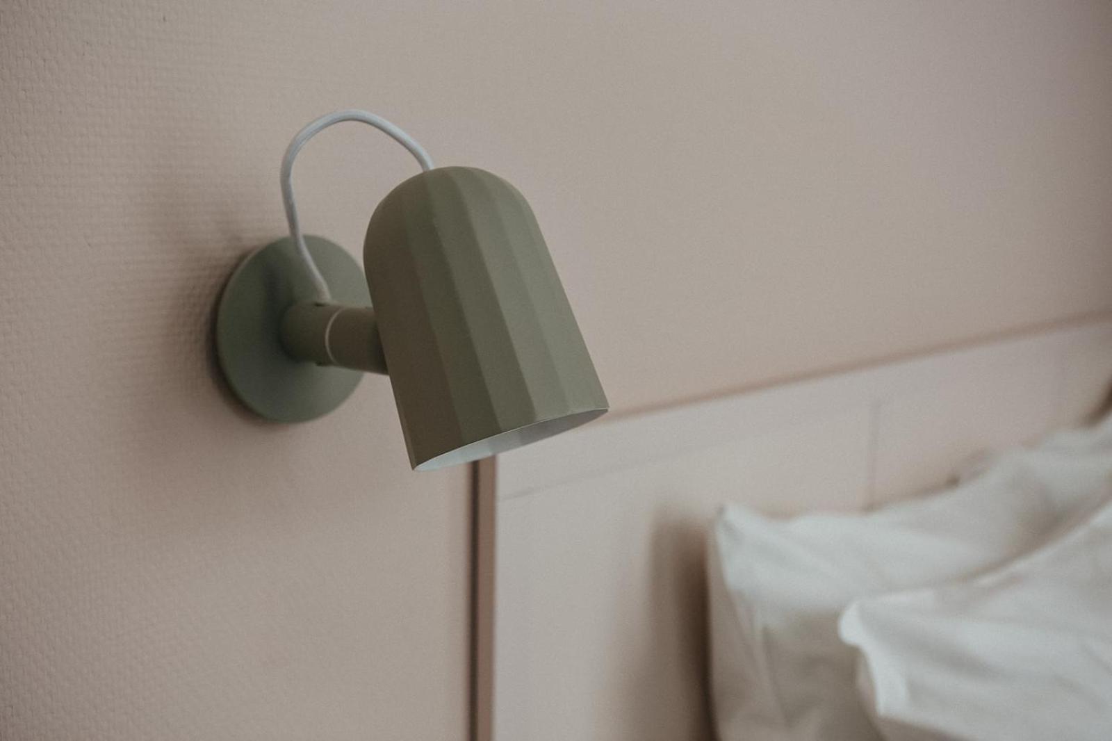 Standard Suite - Photo 3