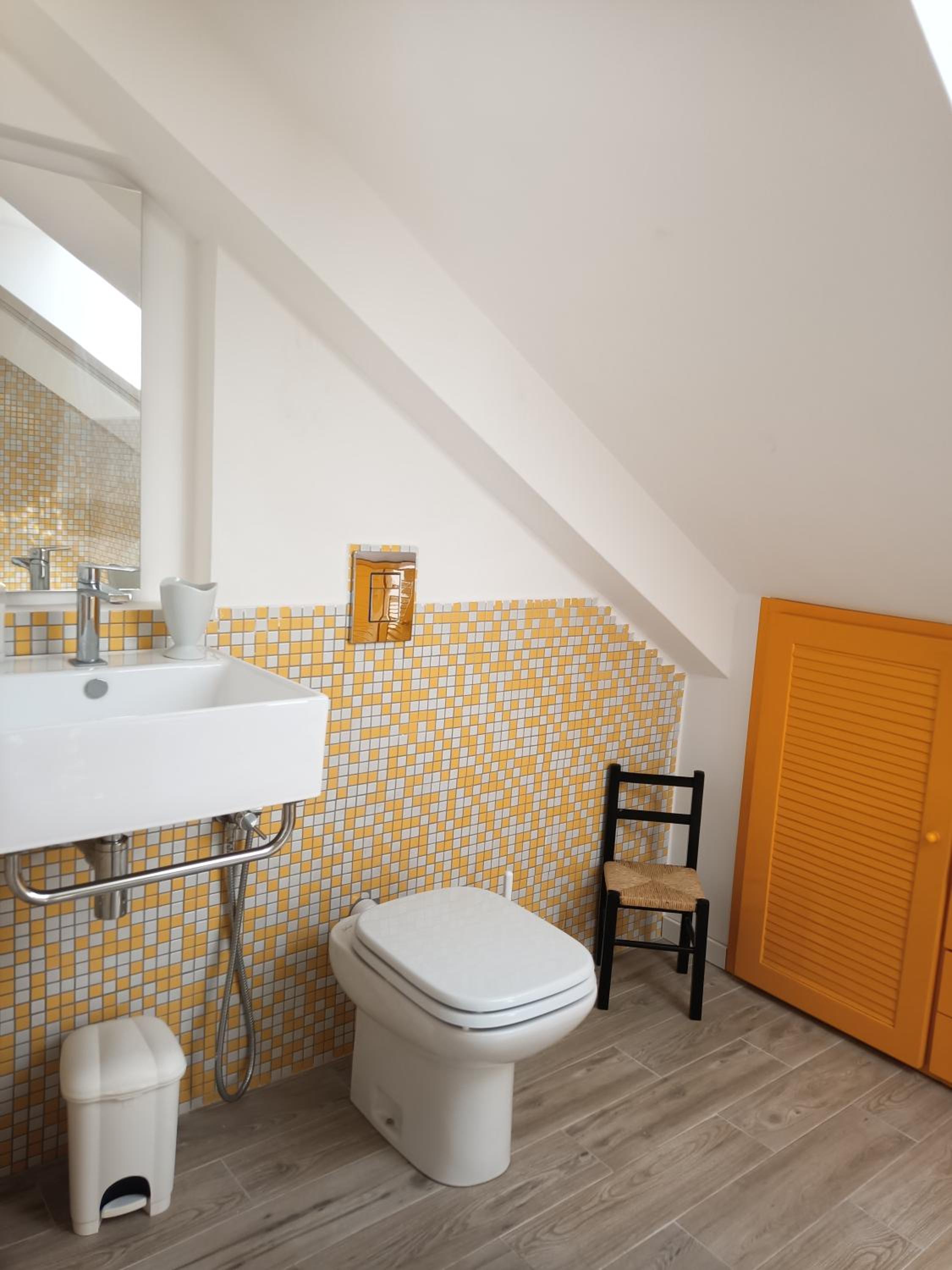 Quadruple Room with Private Bathroom photo 2