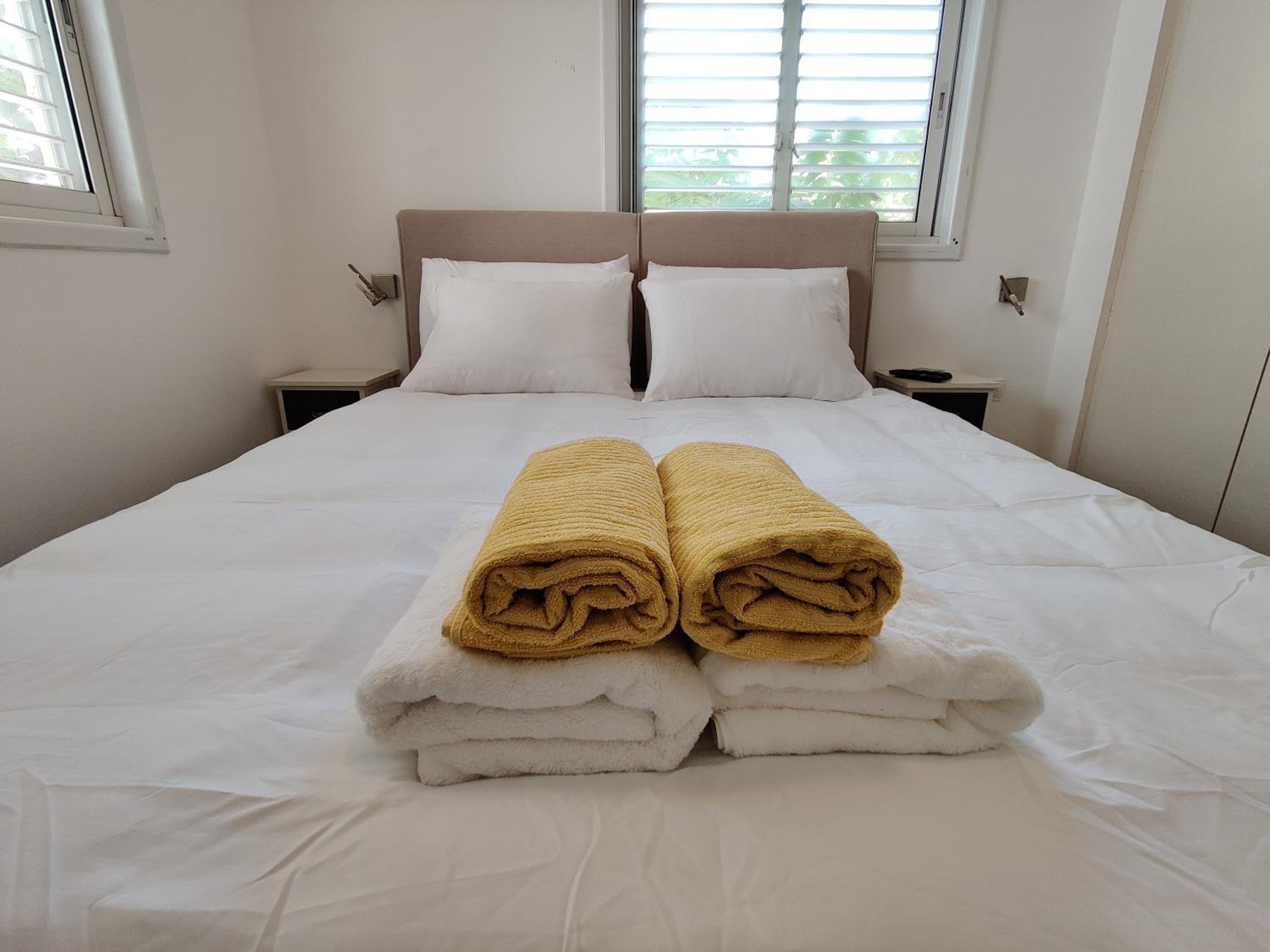 Two-Bedroom Apartment - Photo 25