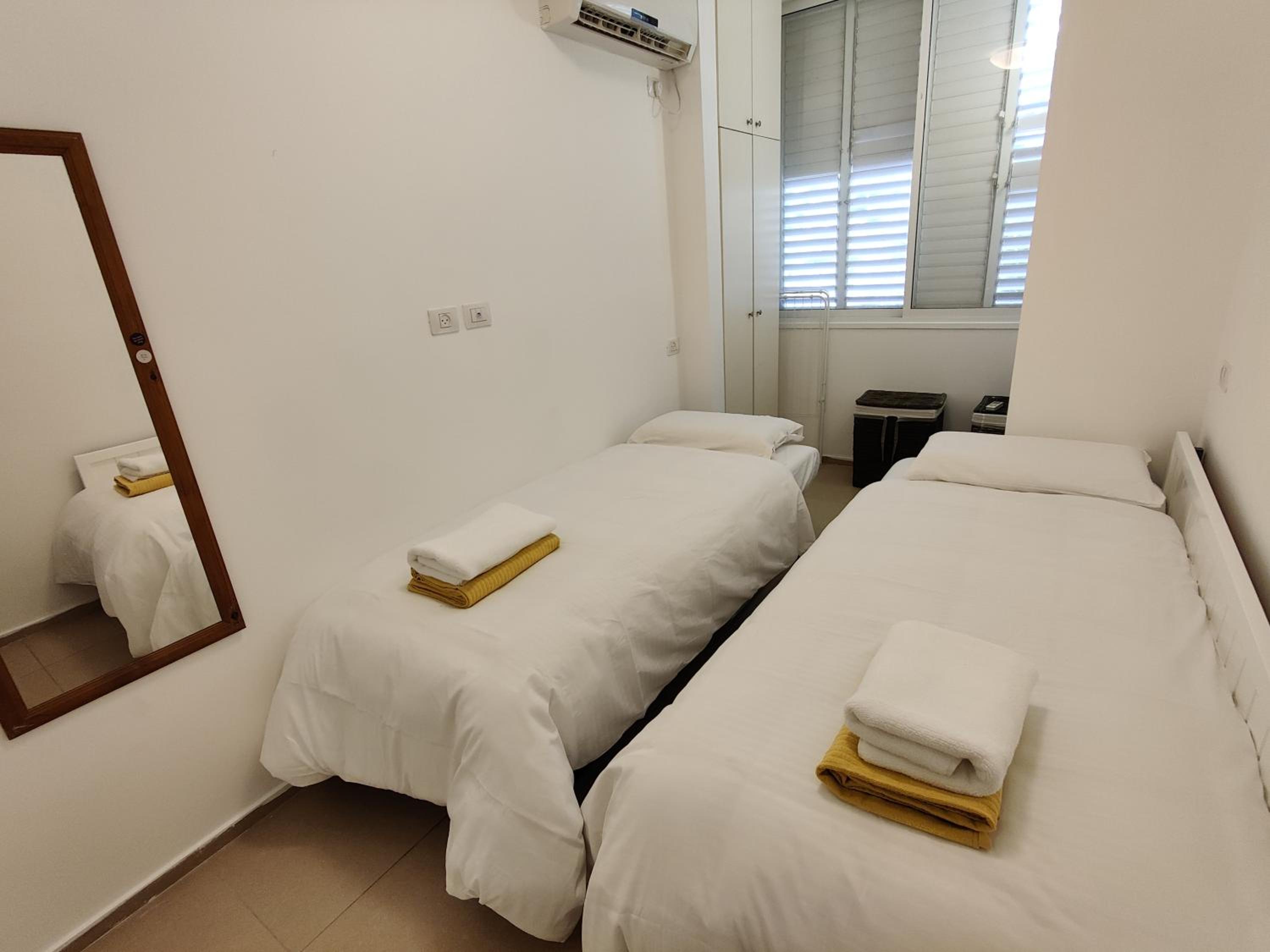 Two-Bedroom Apartment - Photo 20
