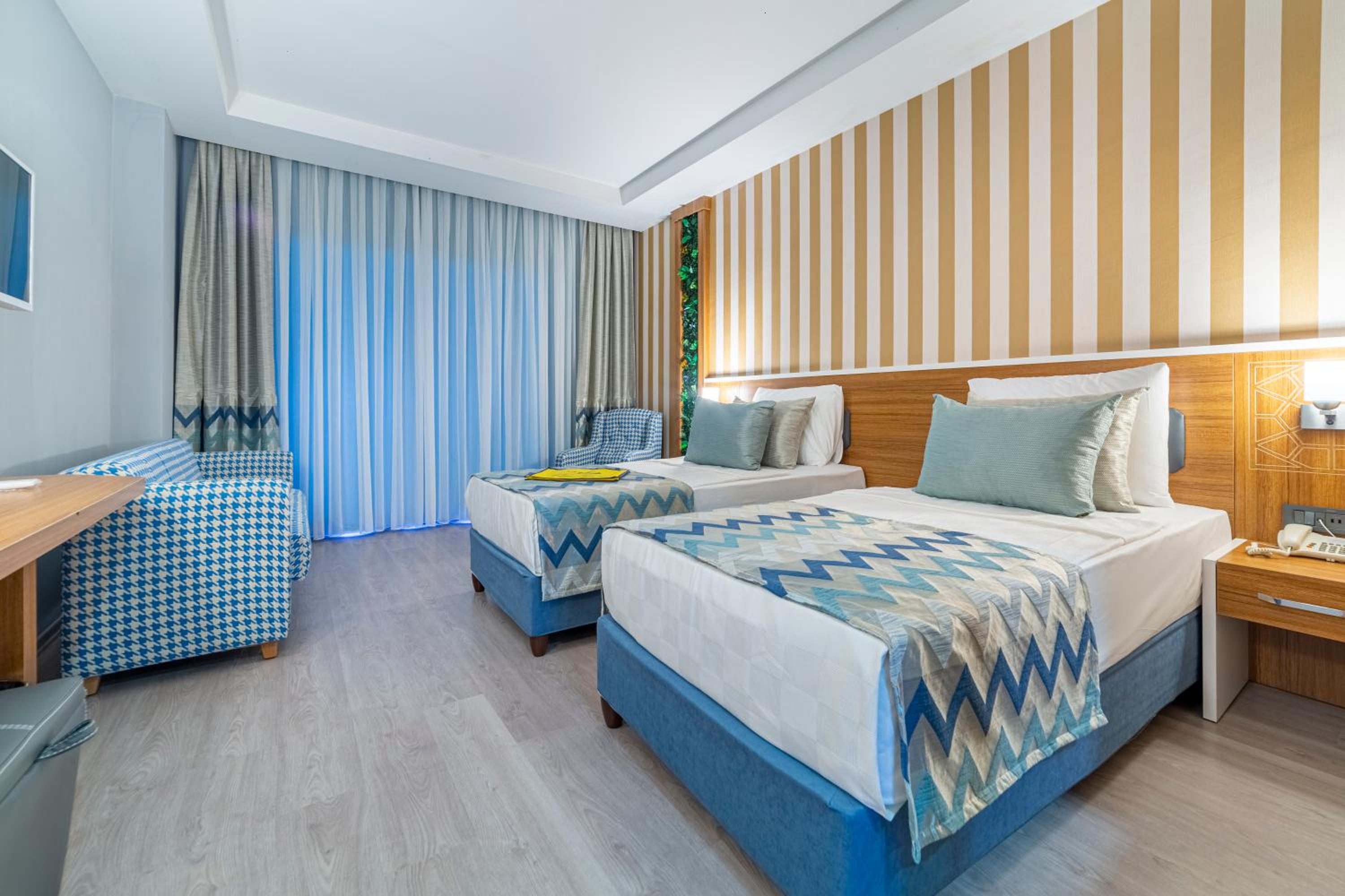 Standard Double Room - Photo 4