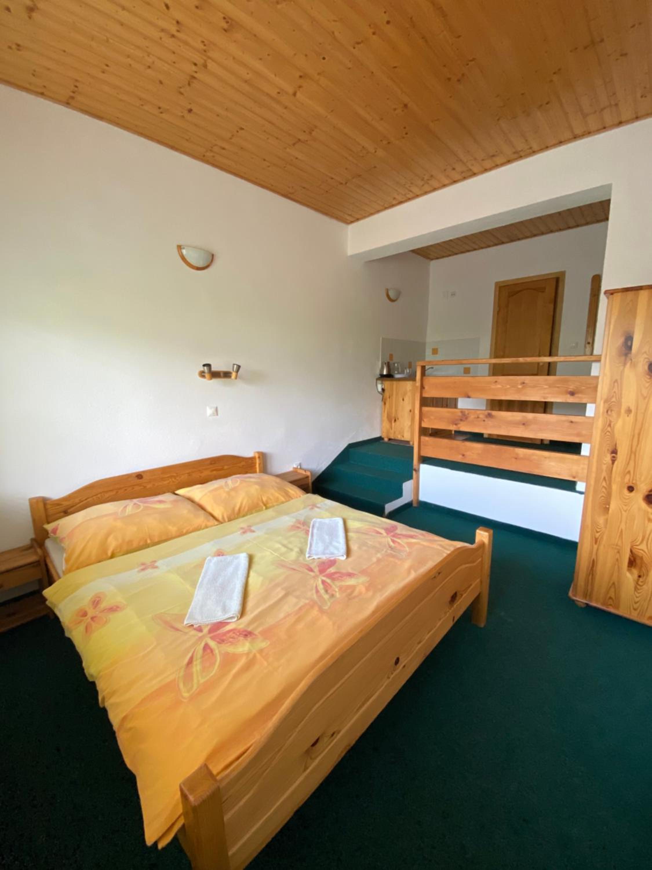 Double Room - Photo 4