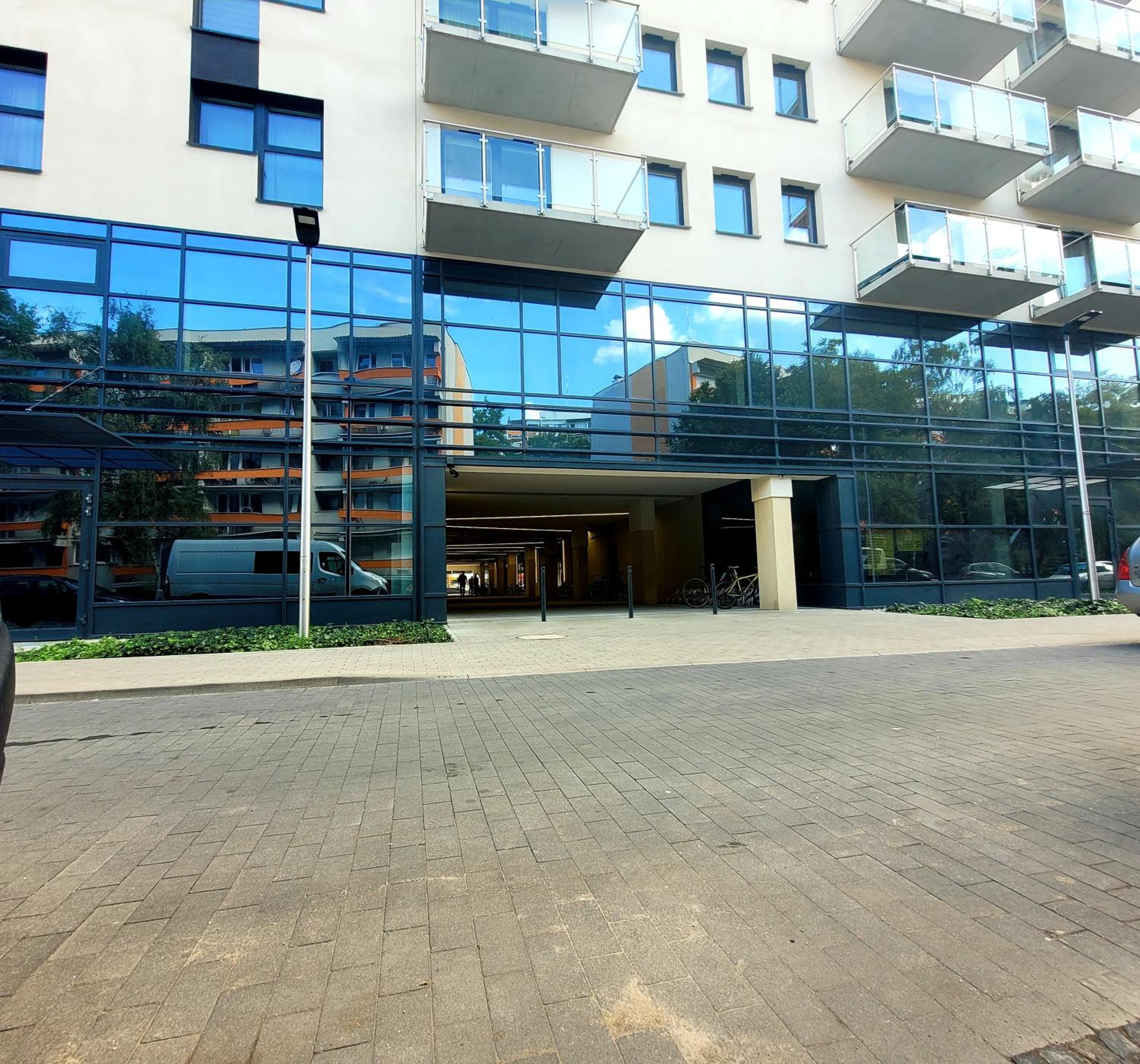 Standard Suite - Photo 2