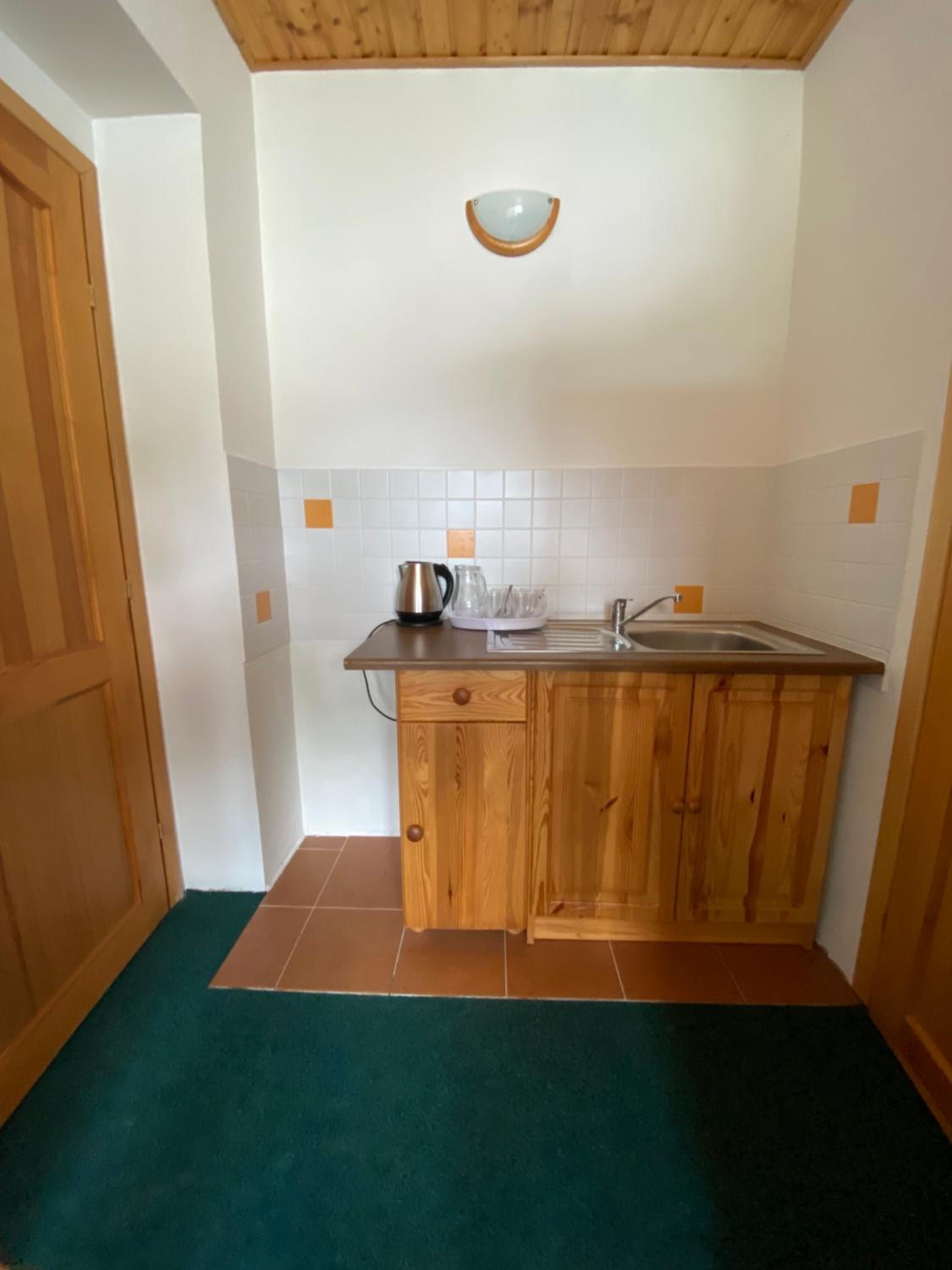 Double Room - Photo 5