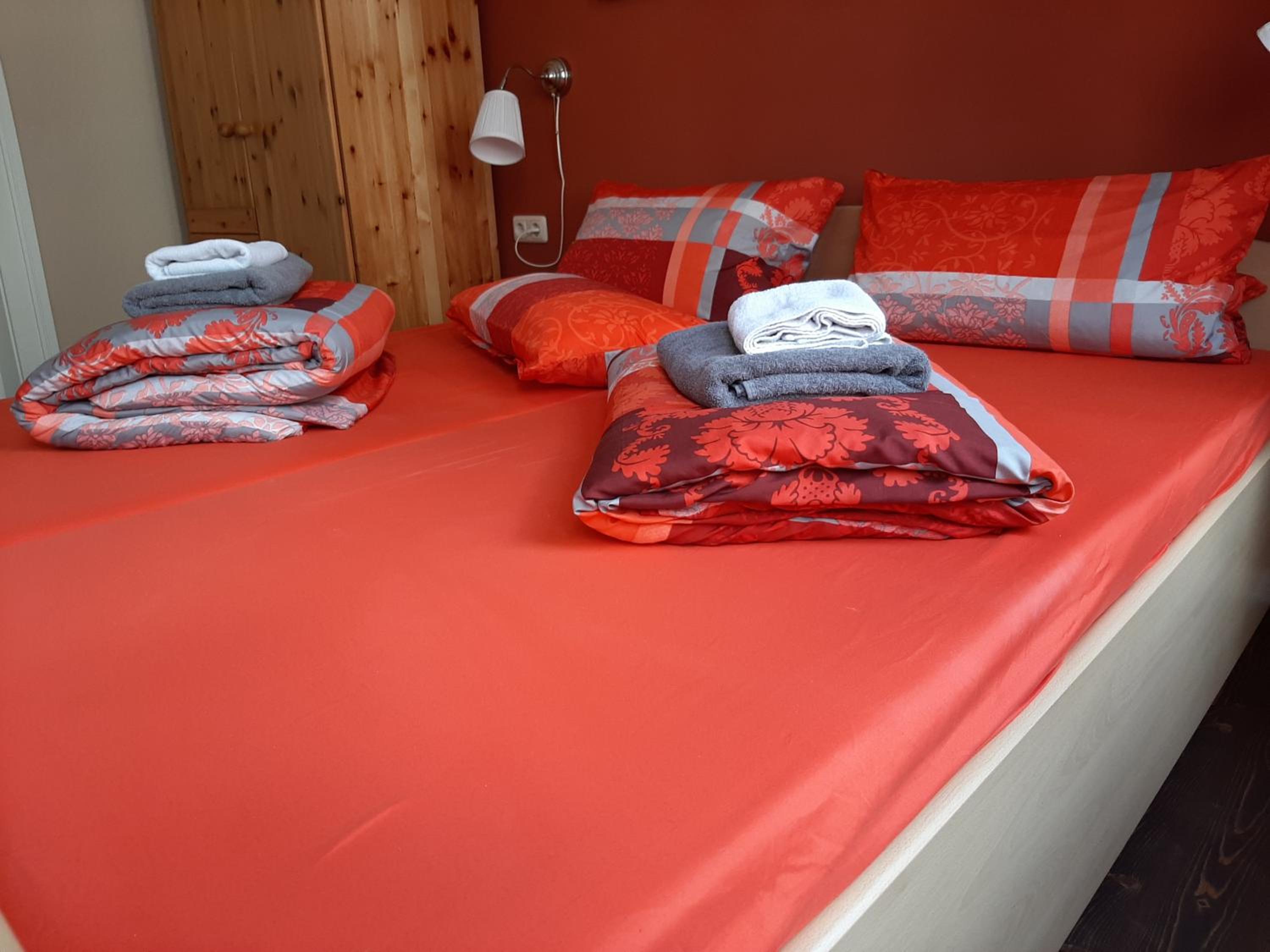 Double Room with Private Bathroom - Photo 6