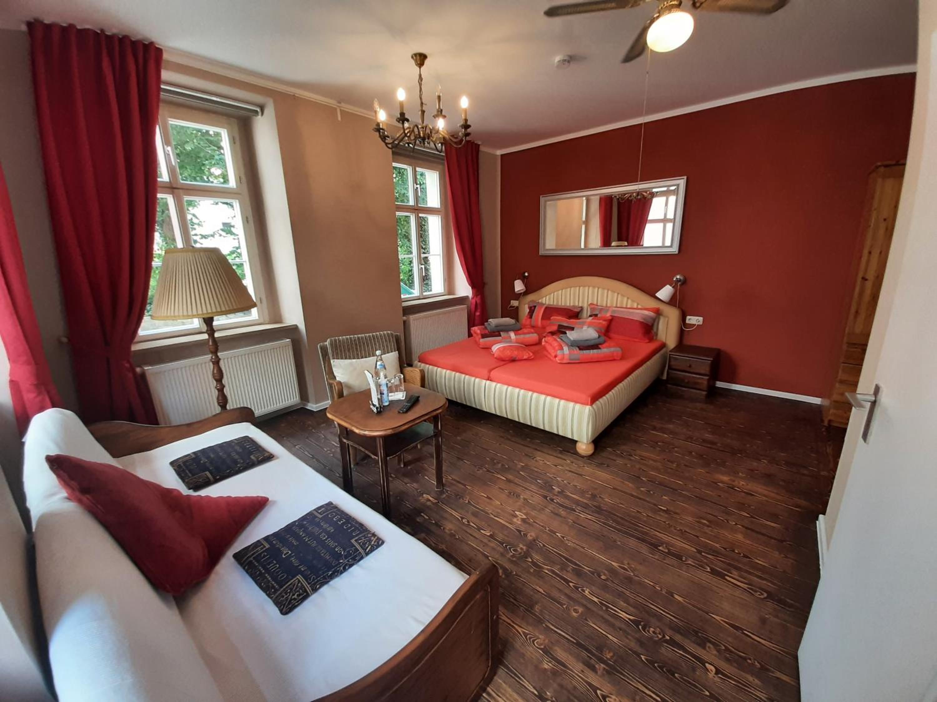Deluxe Double Room - Photo 2