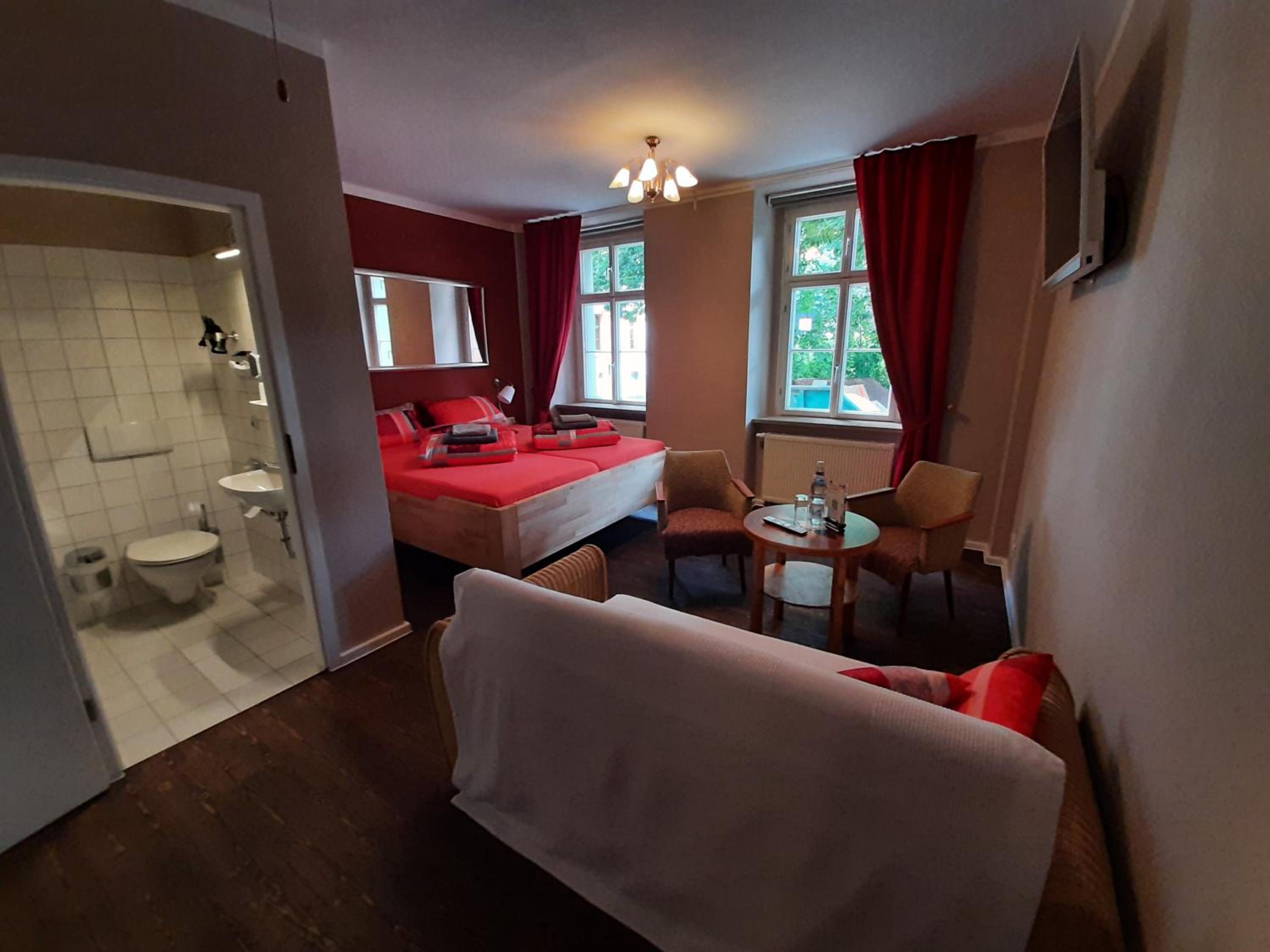 Deluxe Double Room - Photo 1
