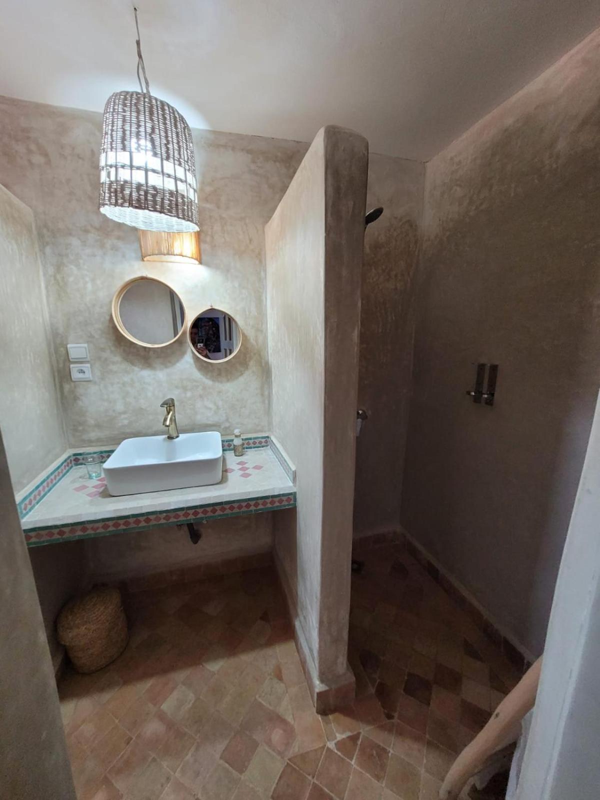 Double Room with Terrace - Photo 3