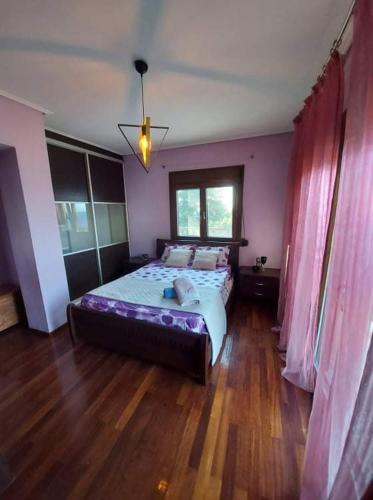 Villa photo 3