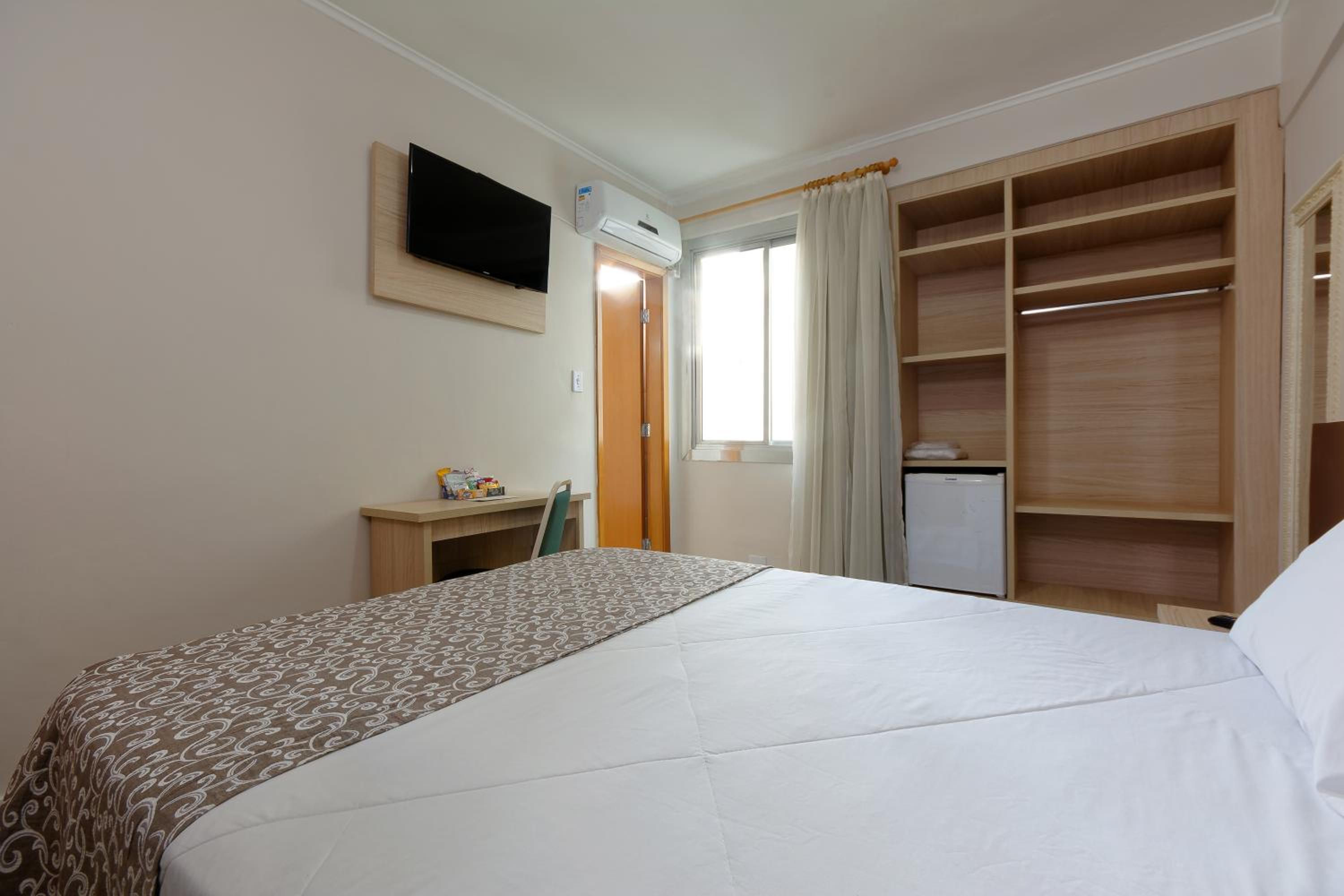 Double Room - Photo 4