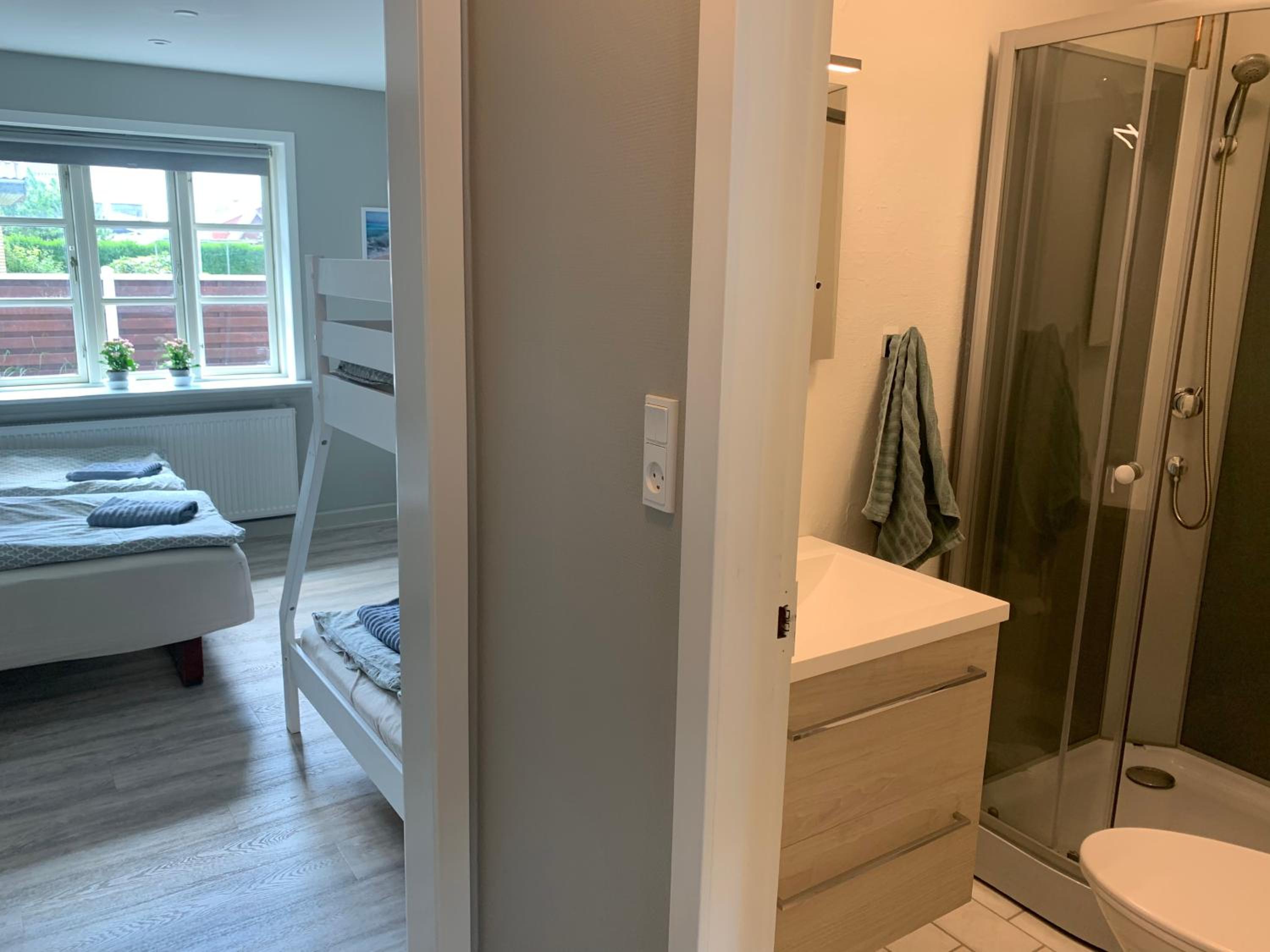 Family Room with Bathroom - Photo 2