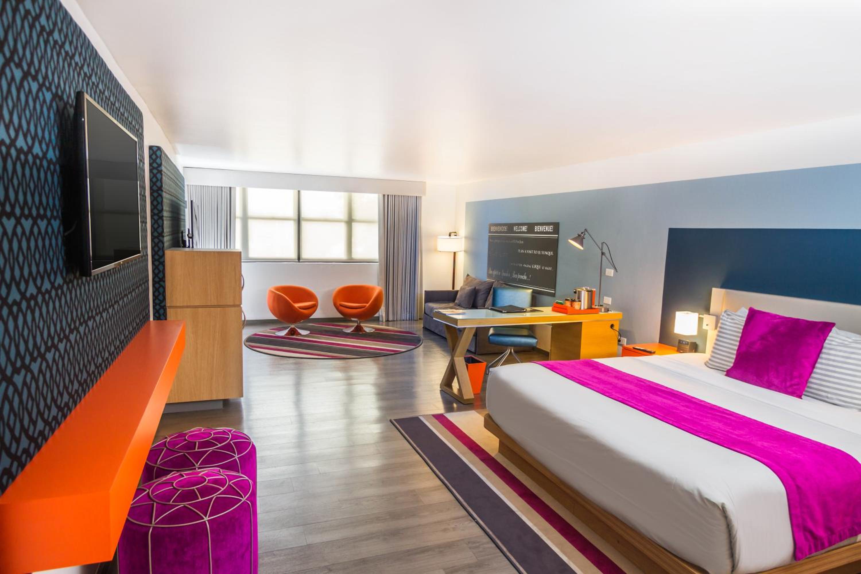 1 King Bed, Media Suite - Photo 1