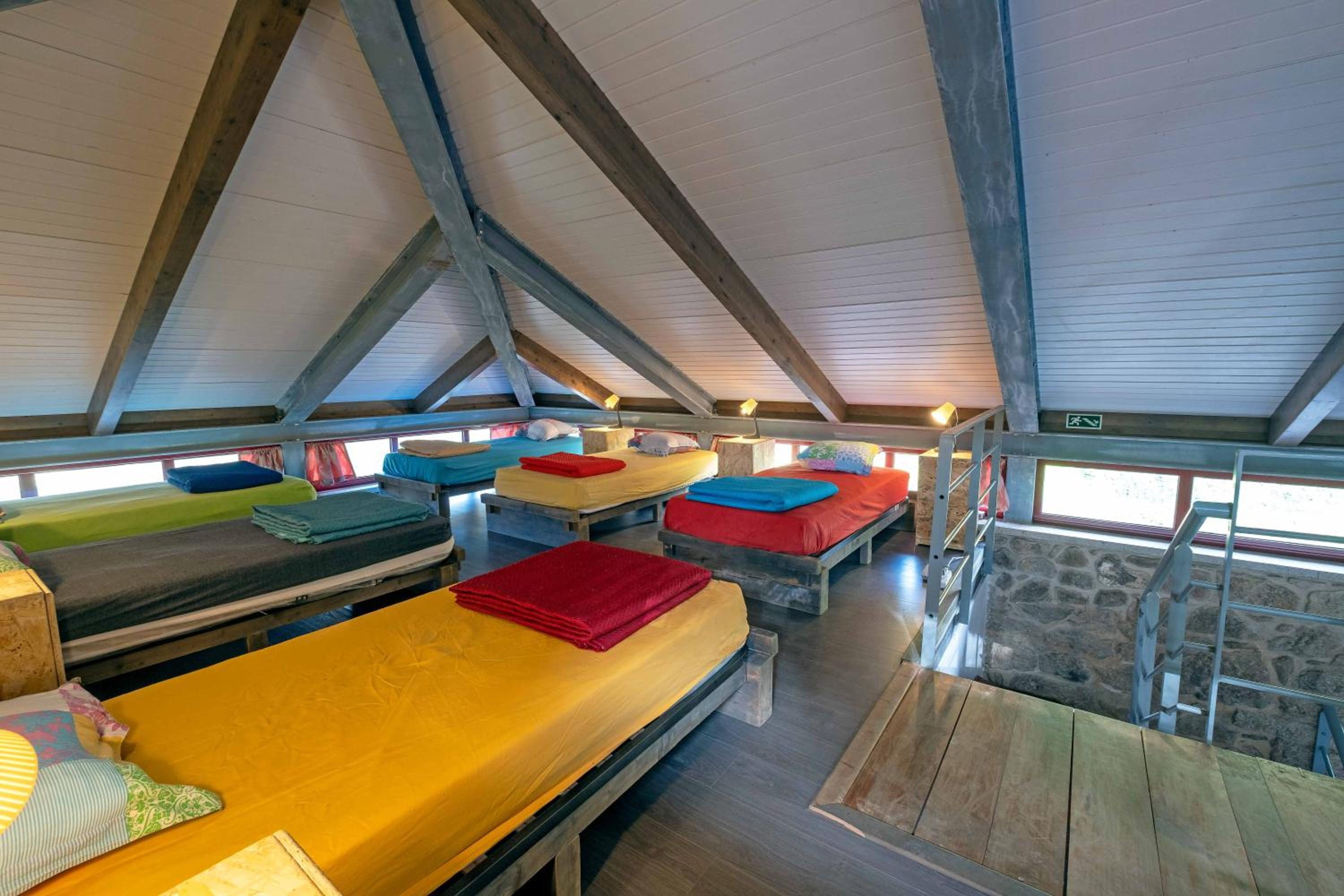 Bed in 8-Bed Mixed Dormitory Room photo 2