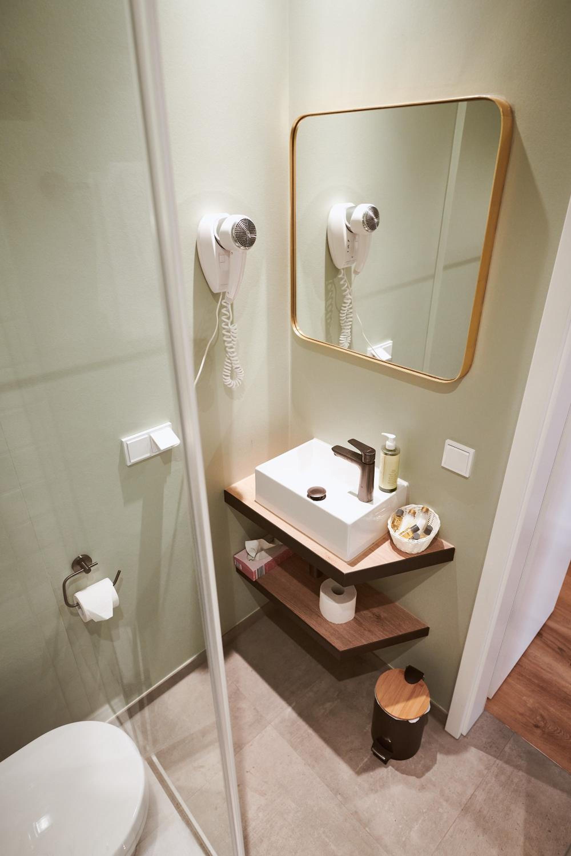 Double Room - Photo 3