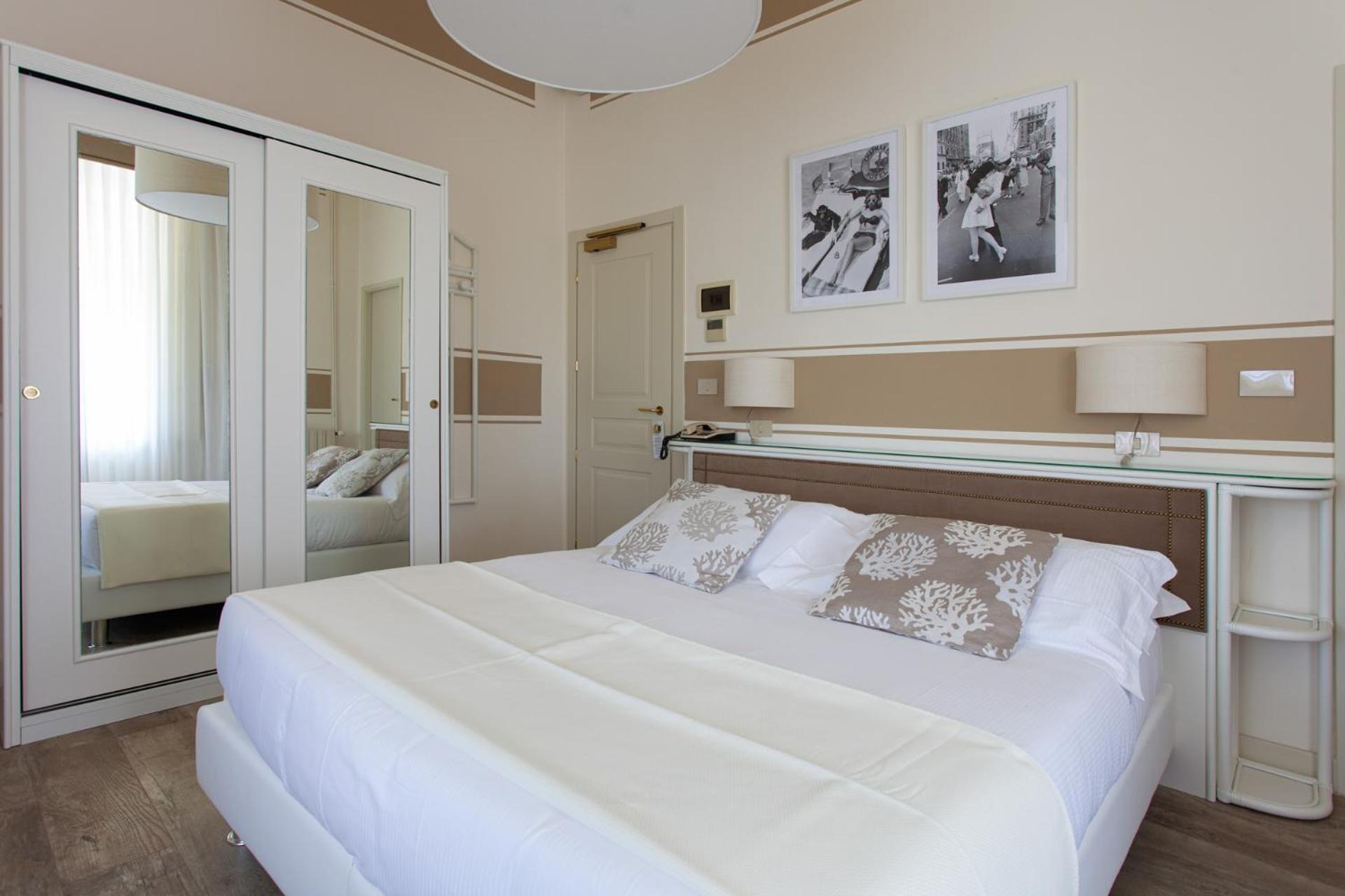 Connecting Room with Balcony
