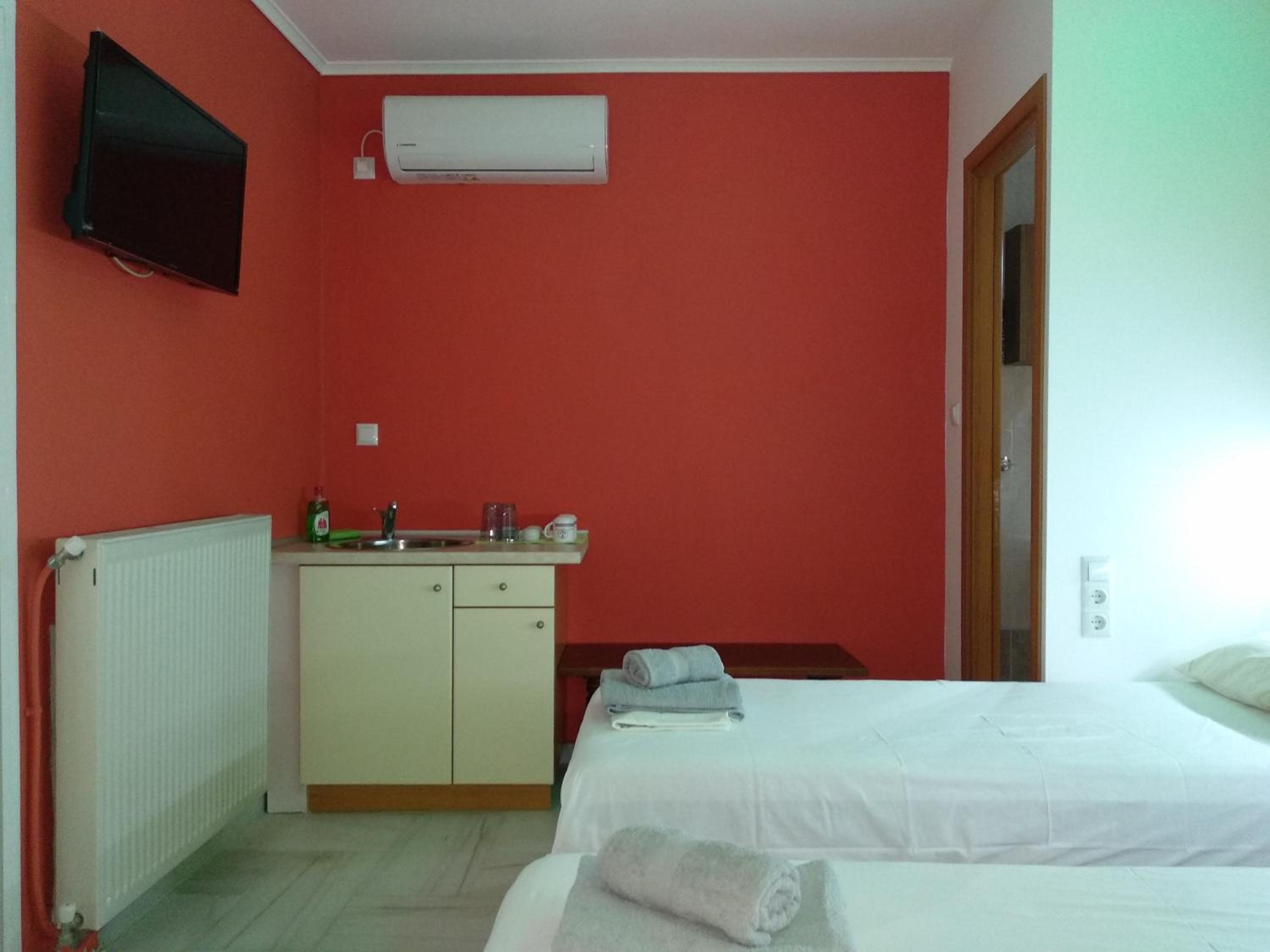Superior Double or Twin Room - Photo 7
