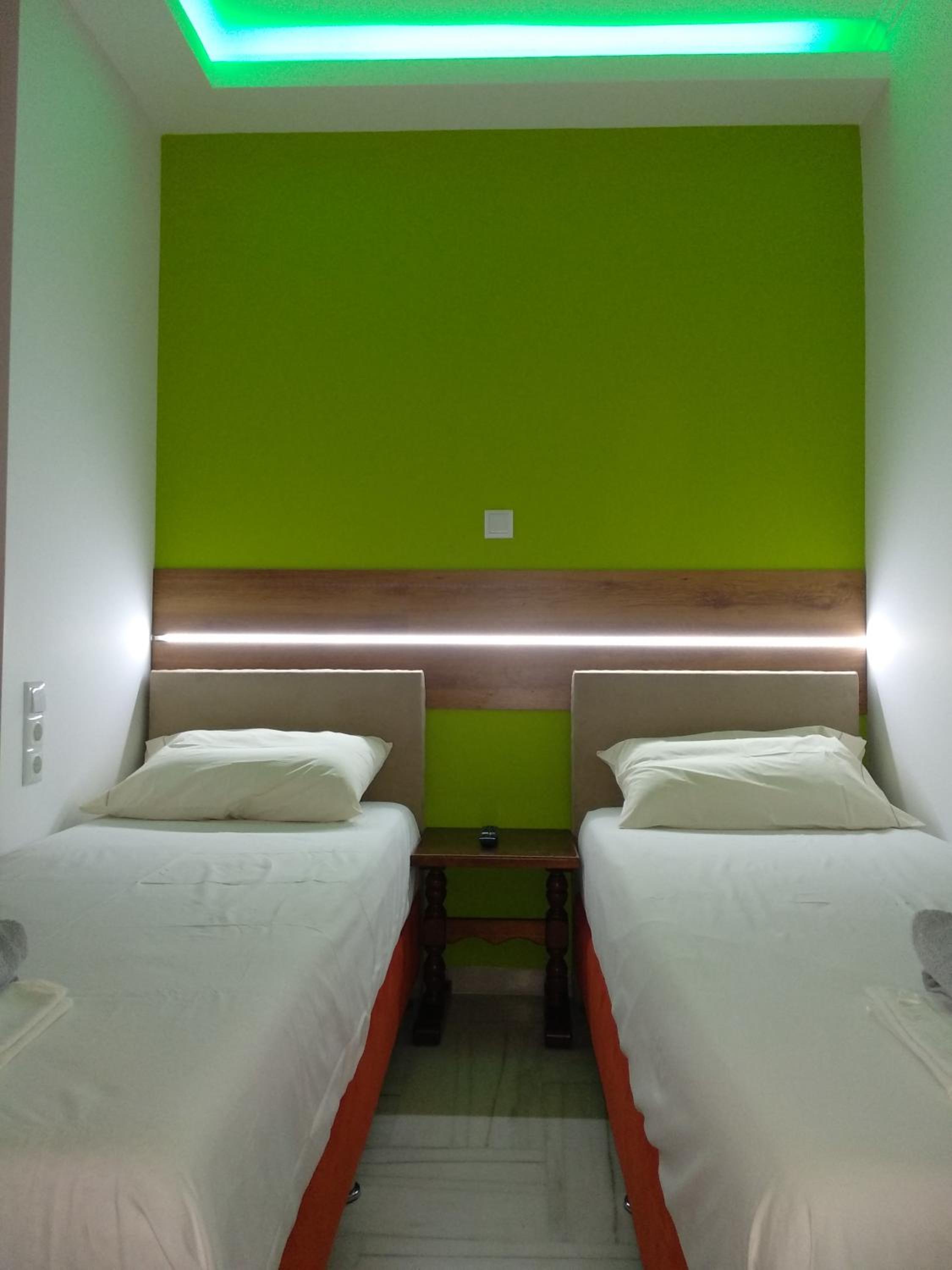Superior Double or Twin Room - Photo 6